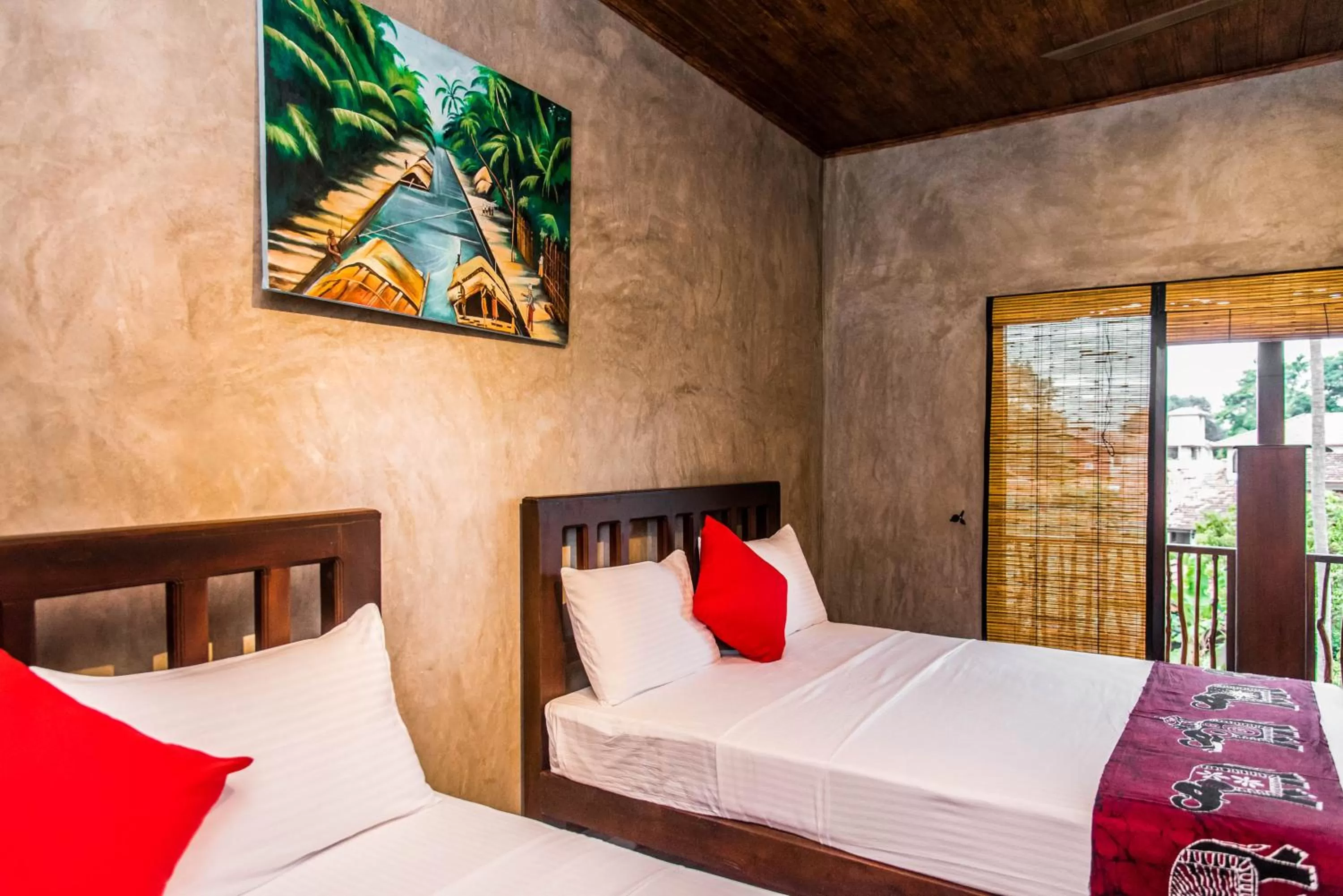 Bed in Negombo Boutique Villa