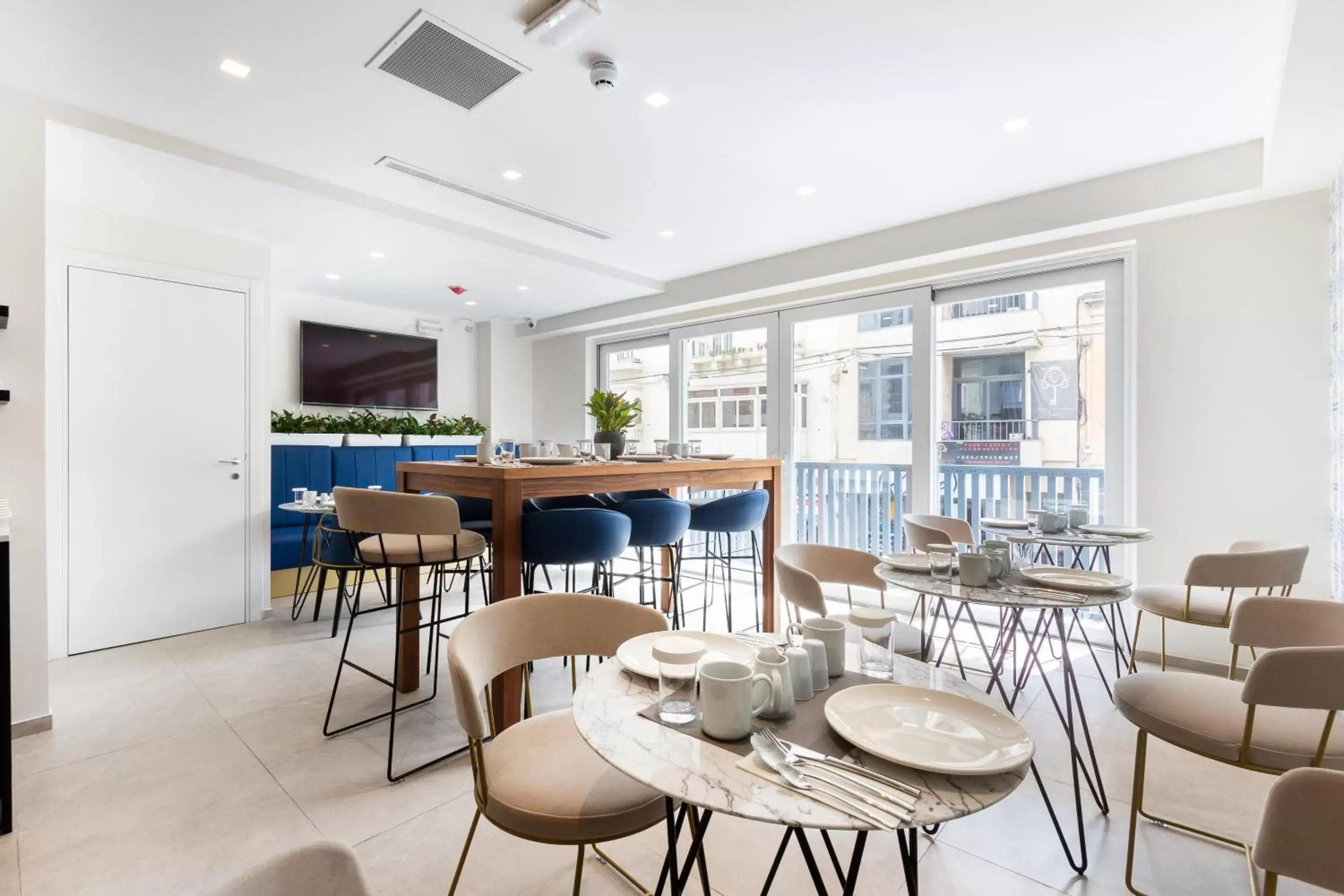 Restaurant/places to eat in The G Hotel by JL Restaurant/places to eat in The G Hotel by JL