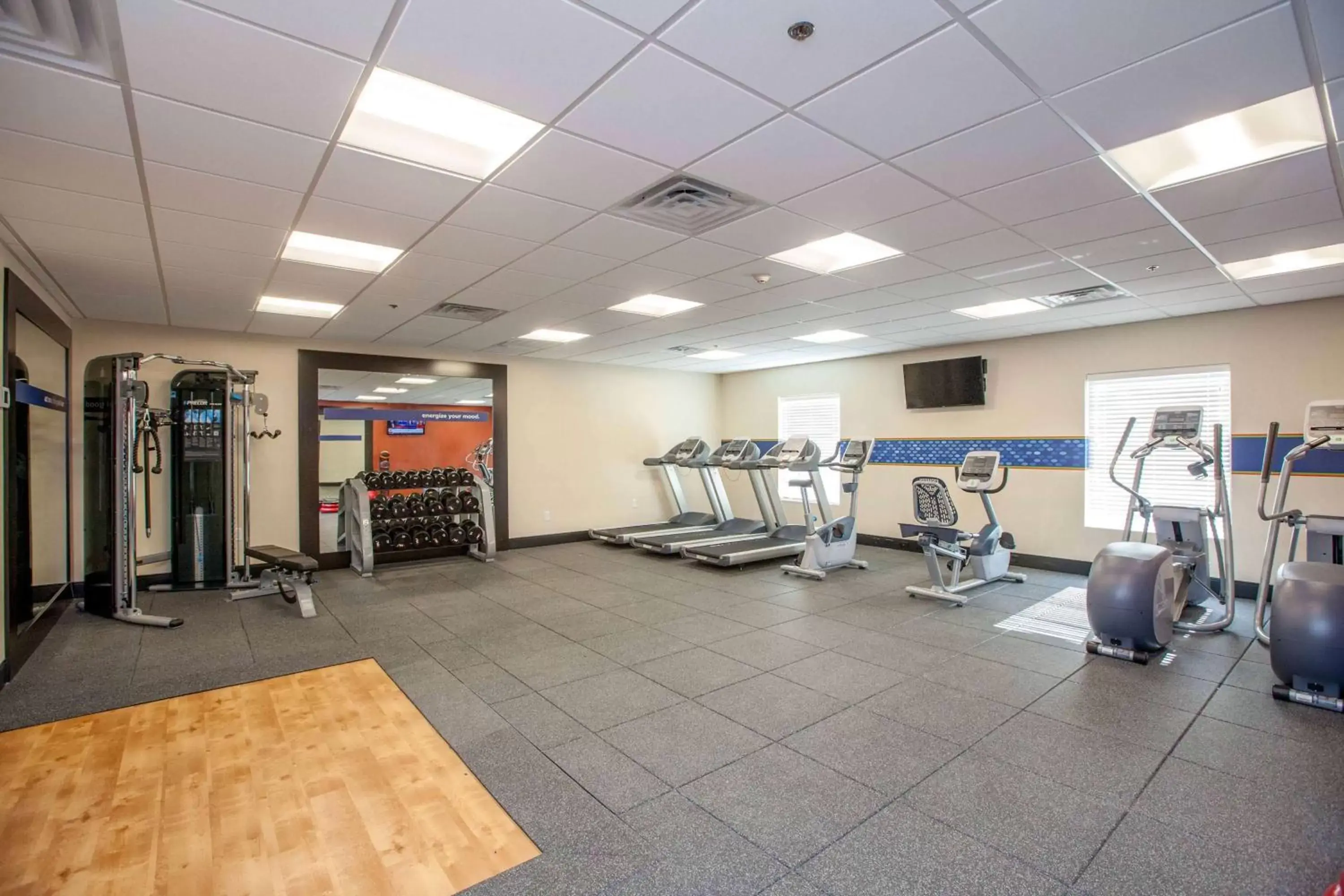 Fitness centre/facilities, Fitness Center/Facilities in Hampton Inn Emerson - Lakepoint, Ga