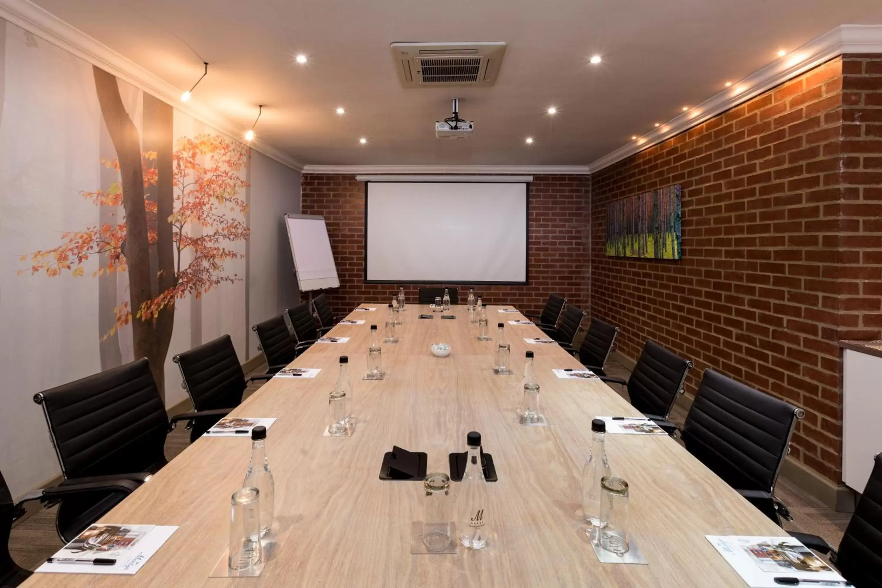 Business facilities in Menlyn Boutique Hotel