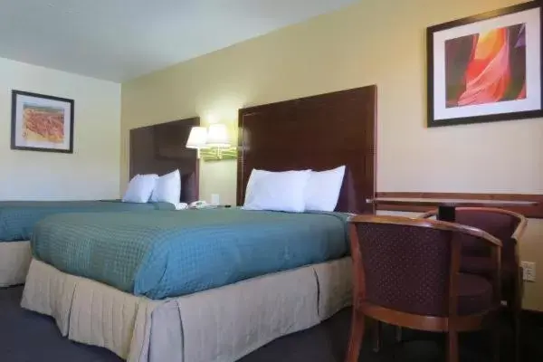 Bed in America's Best Inn & Suites Saint George