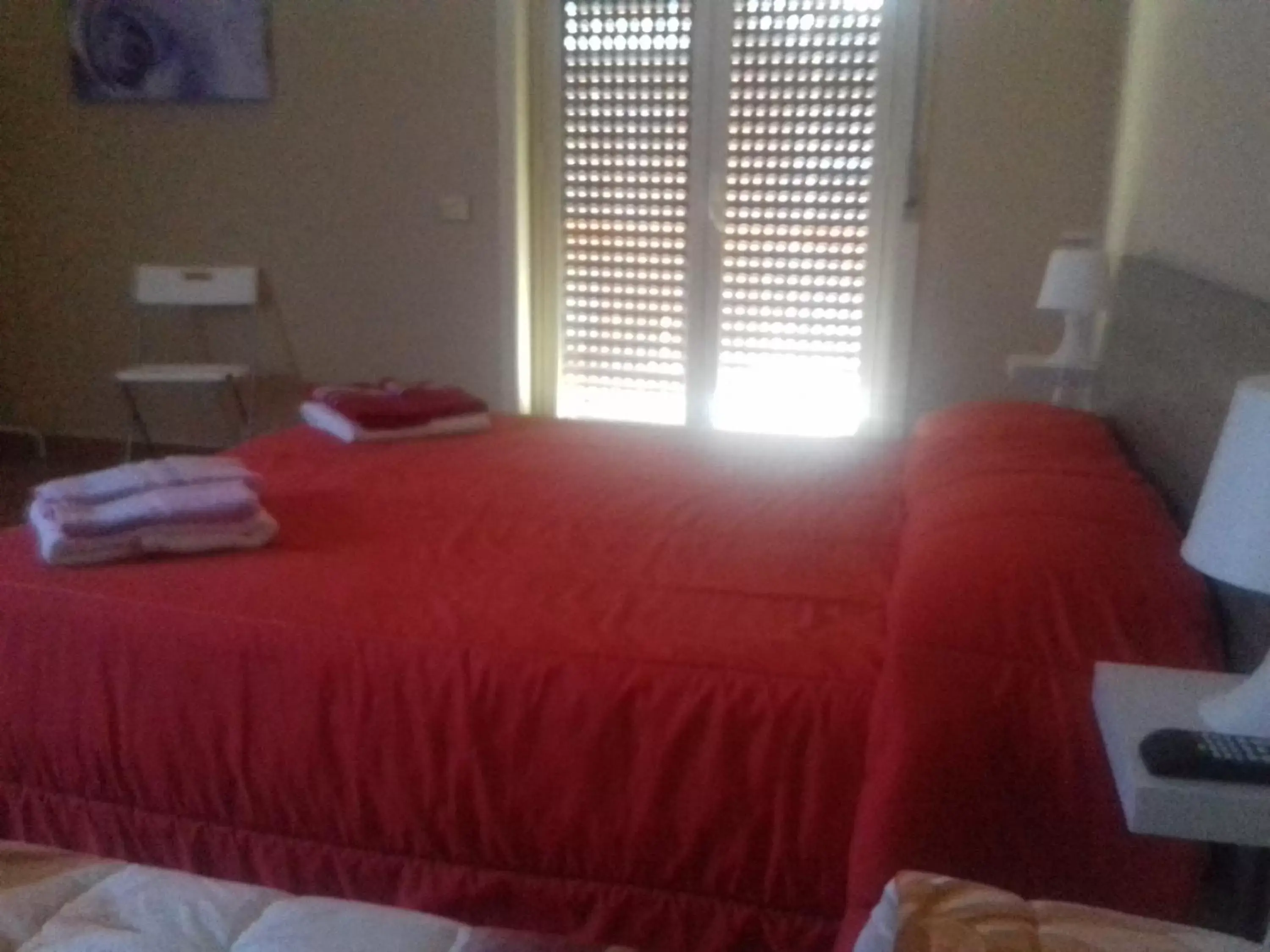 Bedroom, Bed in Bed and fly Aeroporto Catania airport shuttle h24 extra euro 5 reception h24