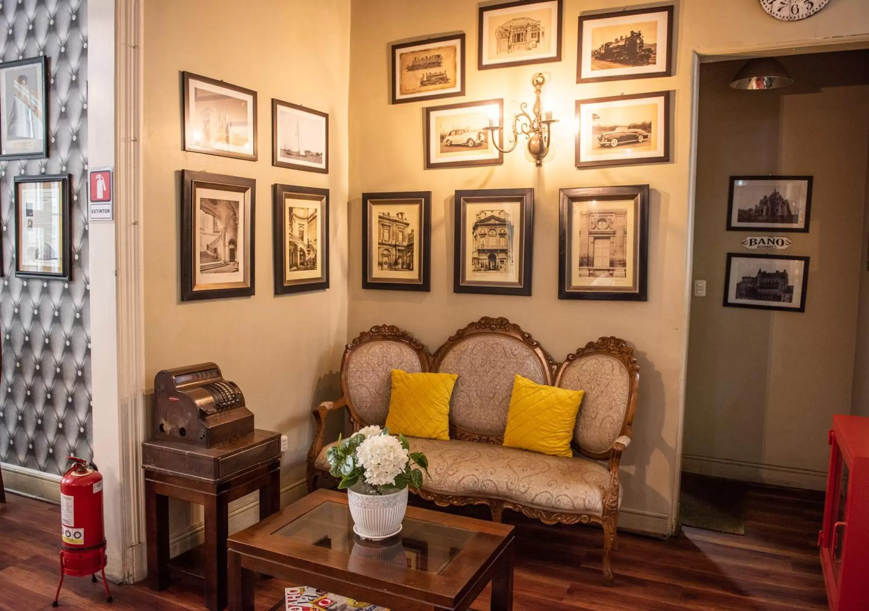 Lobby or reception in Hotel Casa Zañartu Lobby or reception in Hotel Casa Zañartu