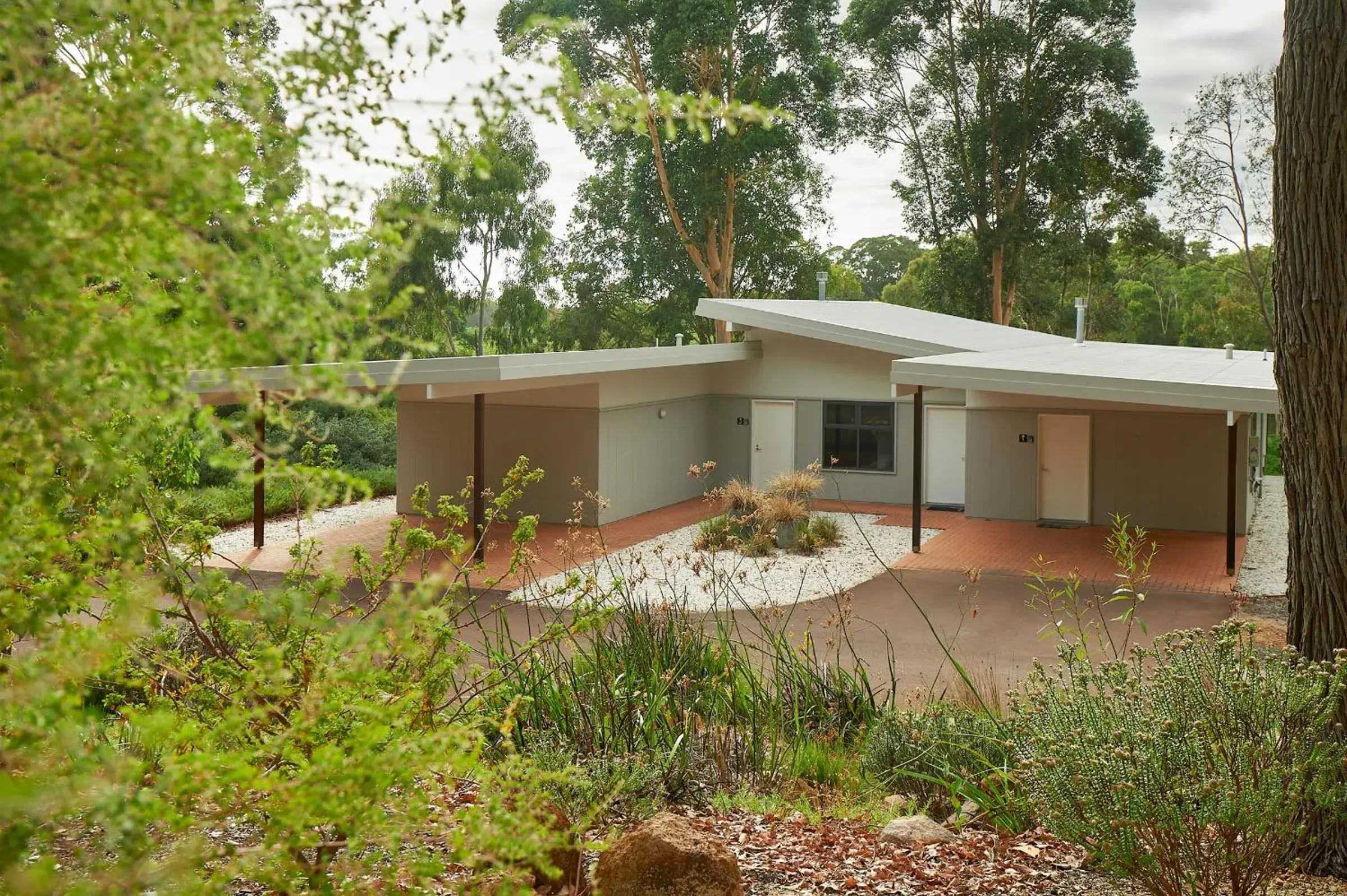 Property building in Eight Willows Retreat Property building in Eight Willows Retreat