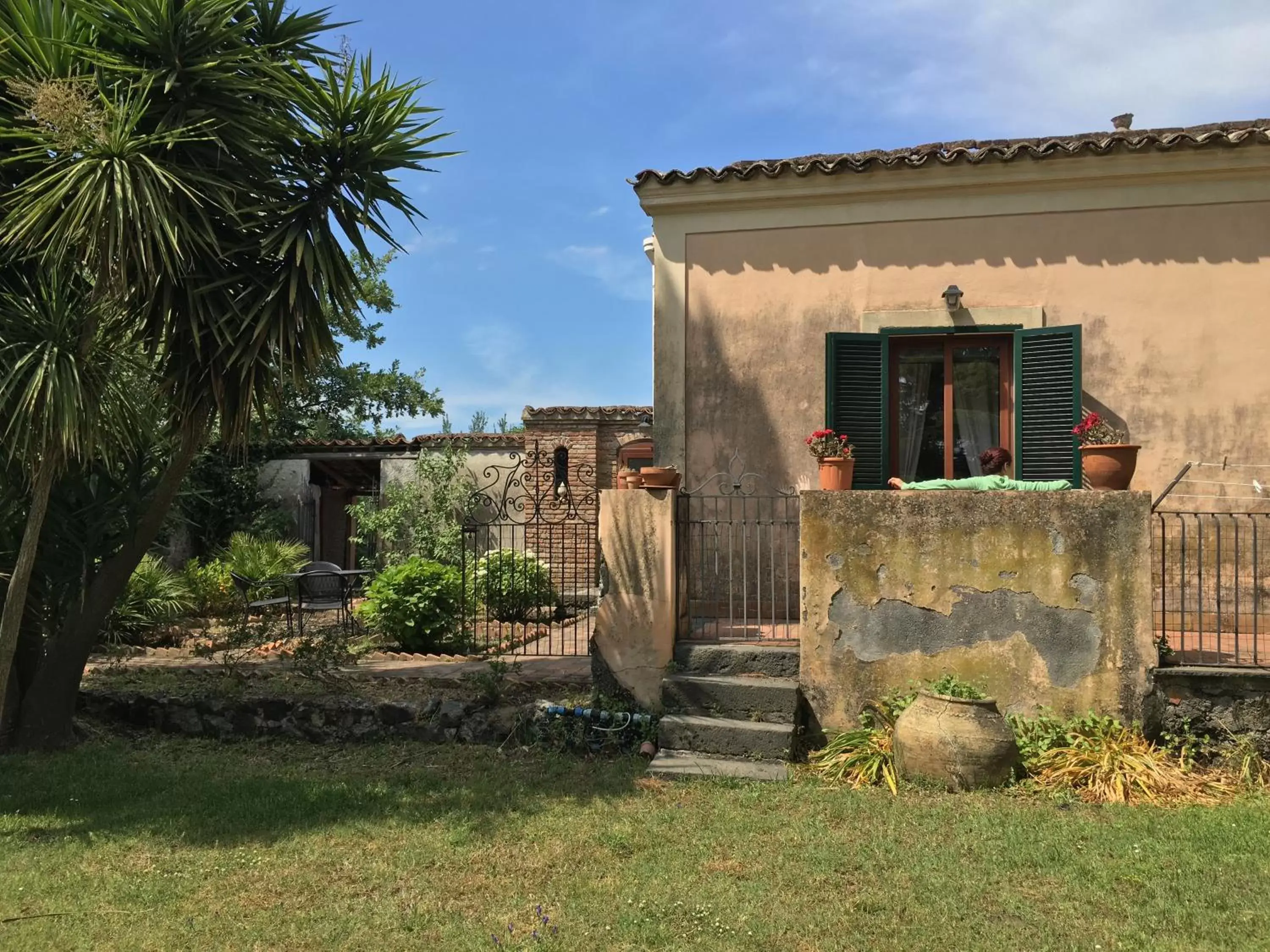 Property building, Garden in Bed and Breakfast Il Glicine