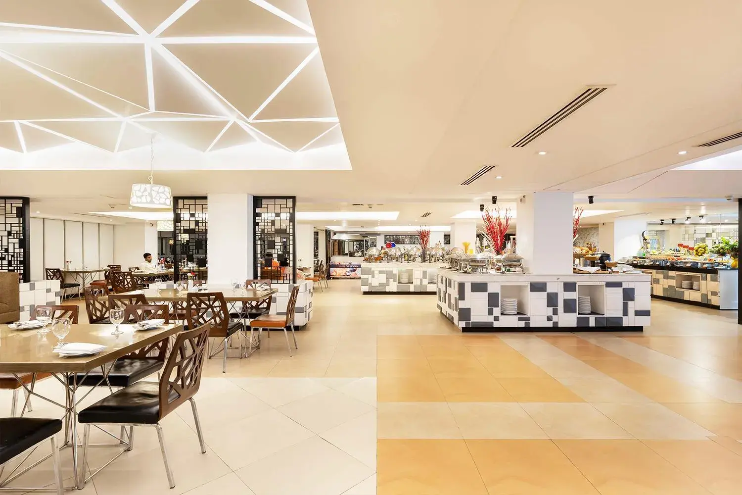 Restaurant/places to eat in Dhaka Regency Hotel & Resort Restaurant/places to eat in Dhaka Regency Hotel & Resort