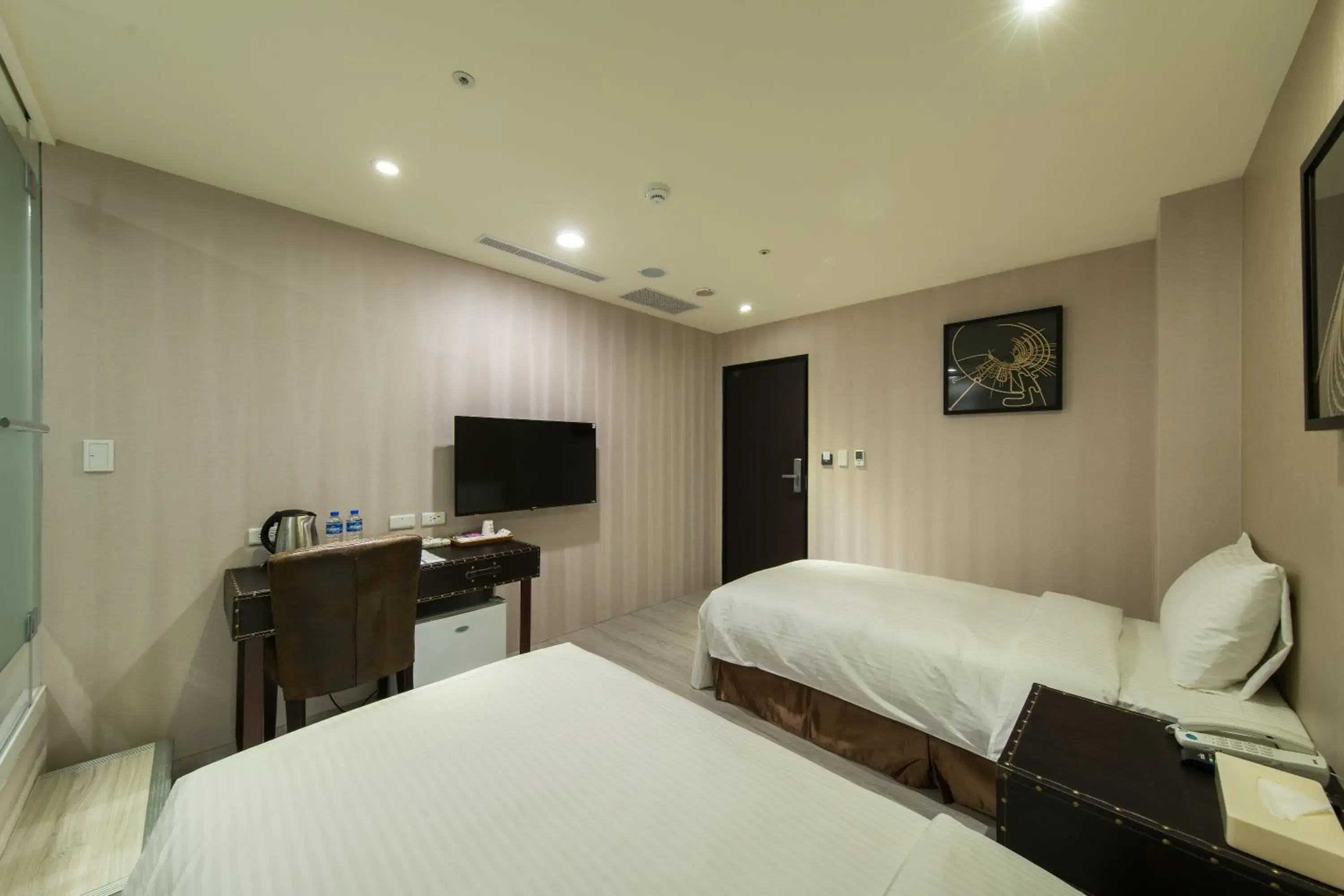 Standard Twin Room without Window in XinsheHotel - Chungli Standard Twin Room without Window in XinsheHotel - Chungli