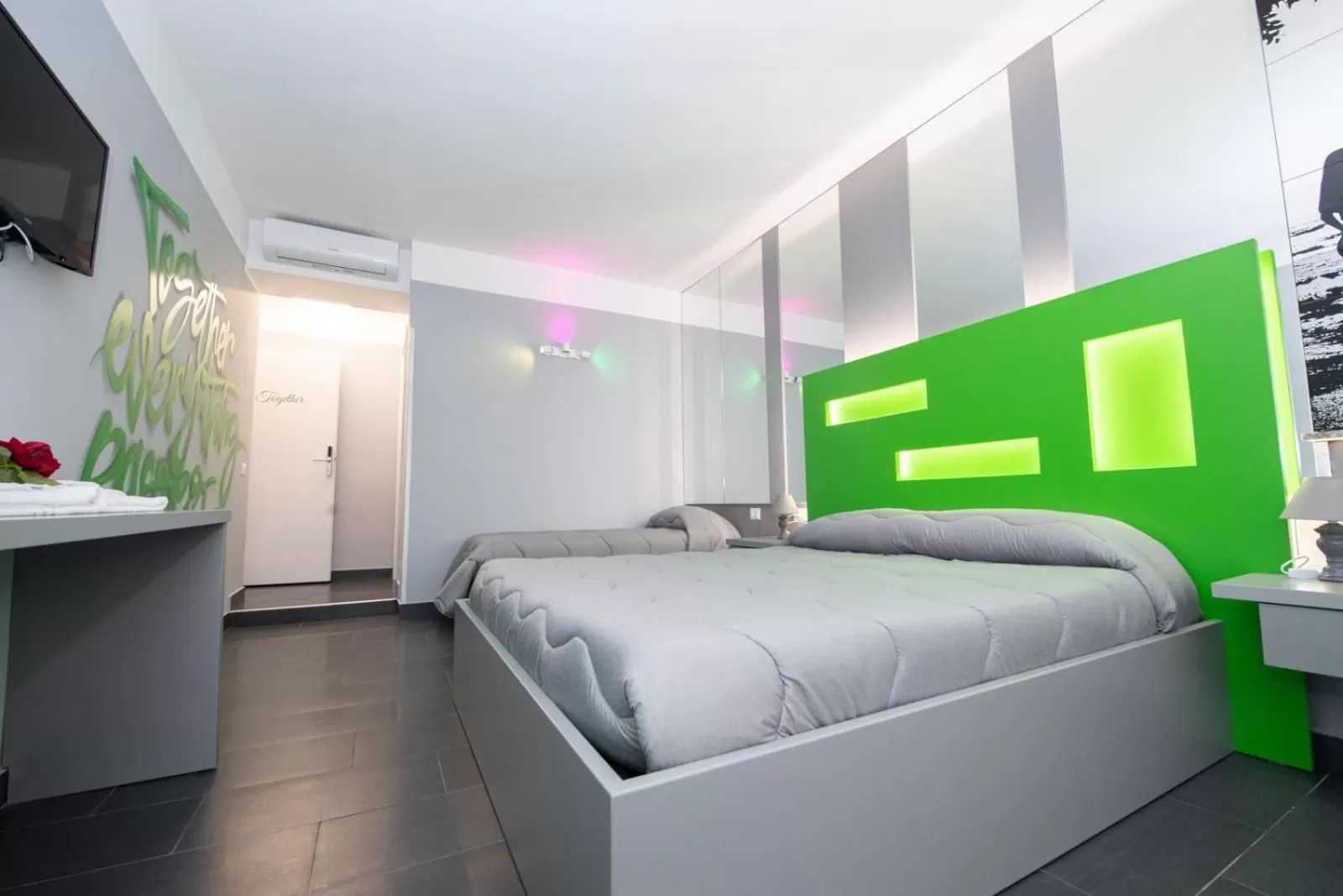 Photo of the whole room, Bed in Dream B&B Roma