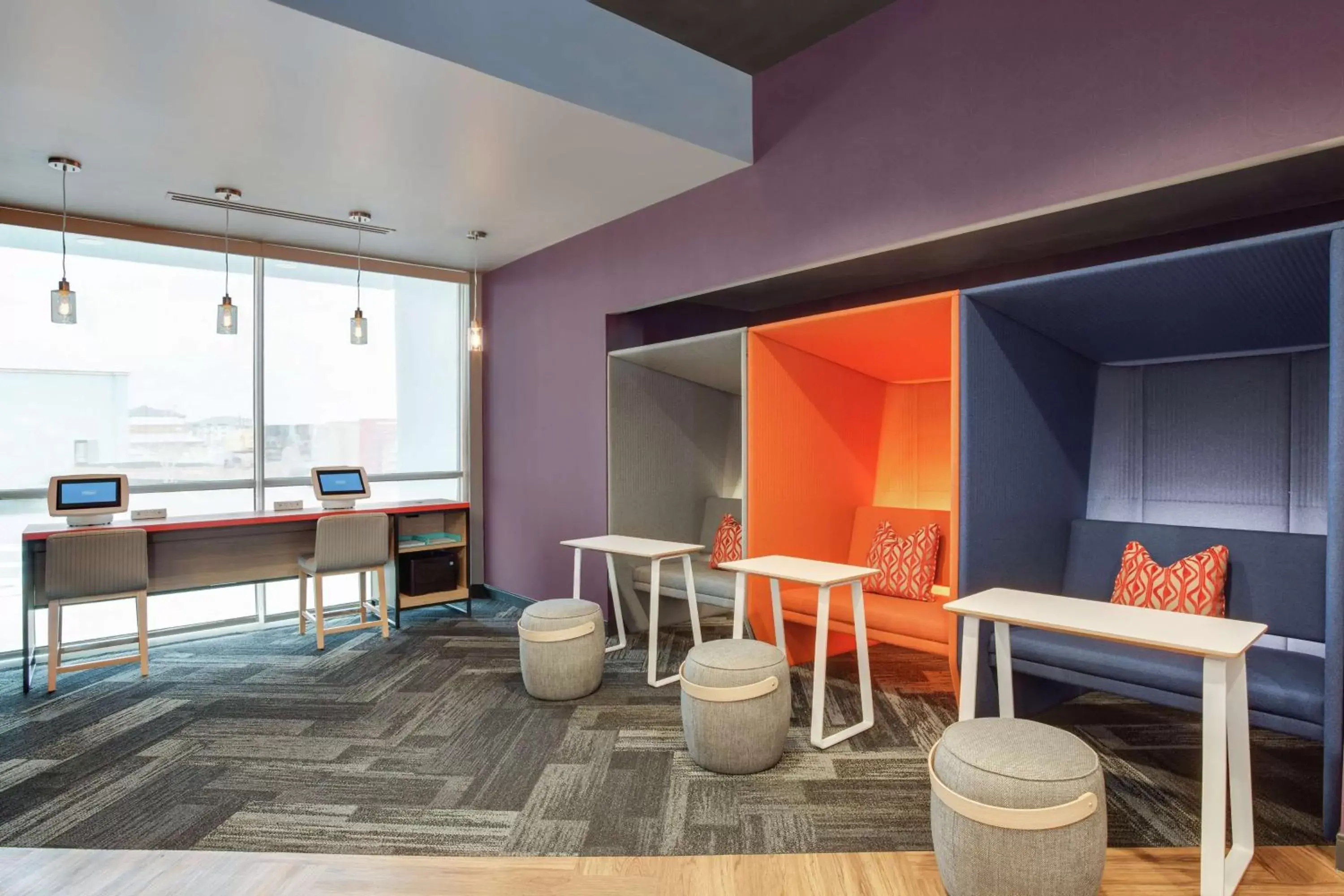 Lobby or reception in Tru By Hilton Jacksonville St Johns Town Center Lobby or reception in Tru By Hilton Jacksonville St Johns Town Center