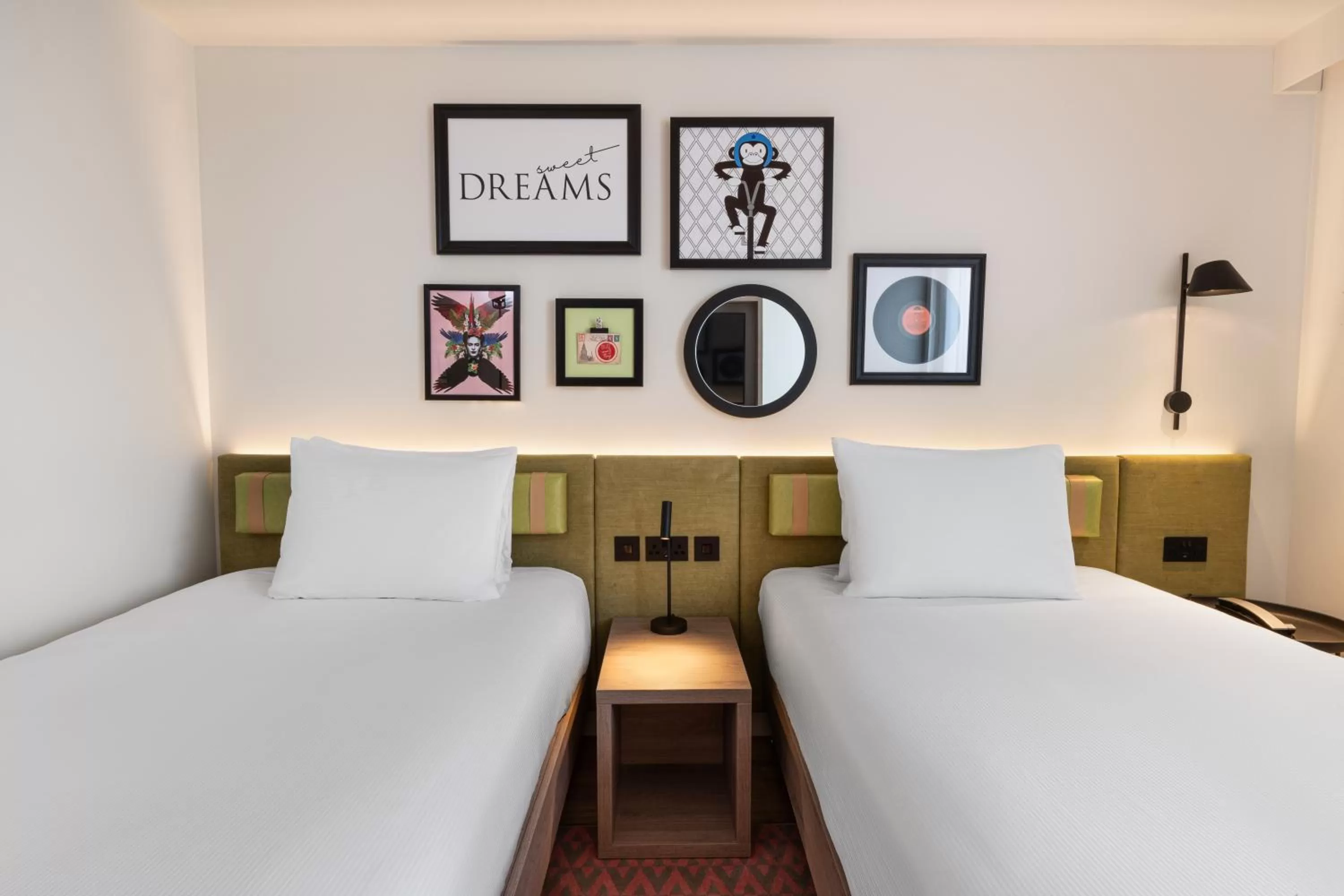 Bedroom, Bed in Hampton By Hilton Dublin City Centre