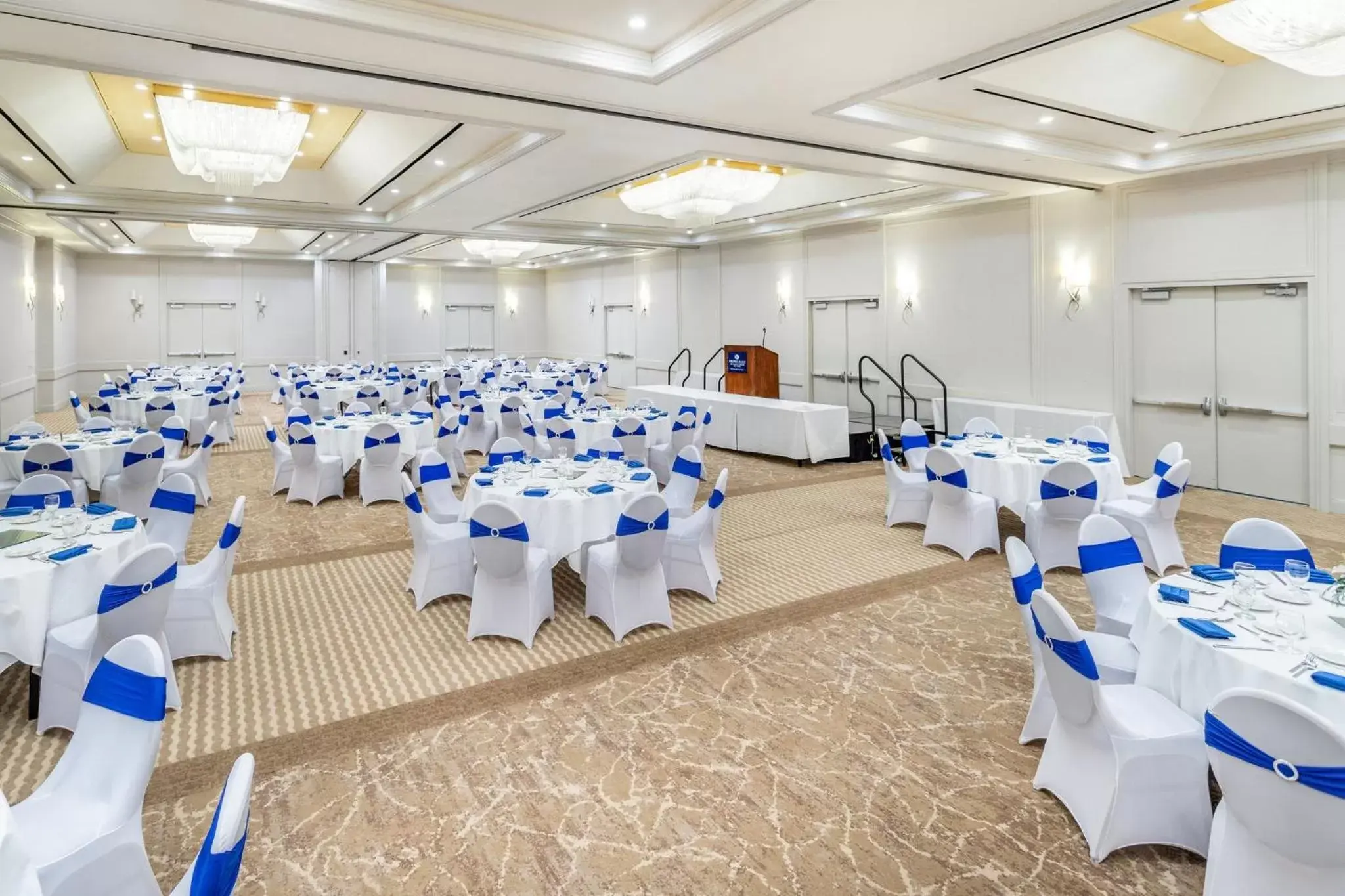 Meeting/conference room, Banquet Facilities in Crowne Plaza Hotel Los Angeles Harbor, an IHG Hotel