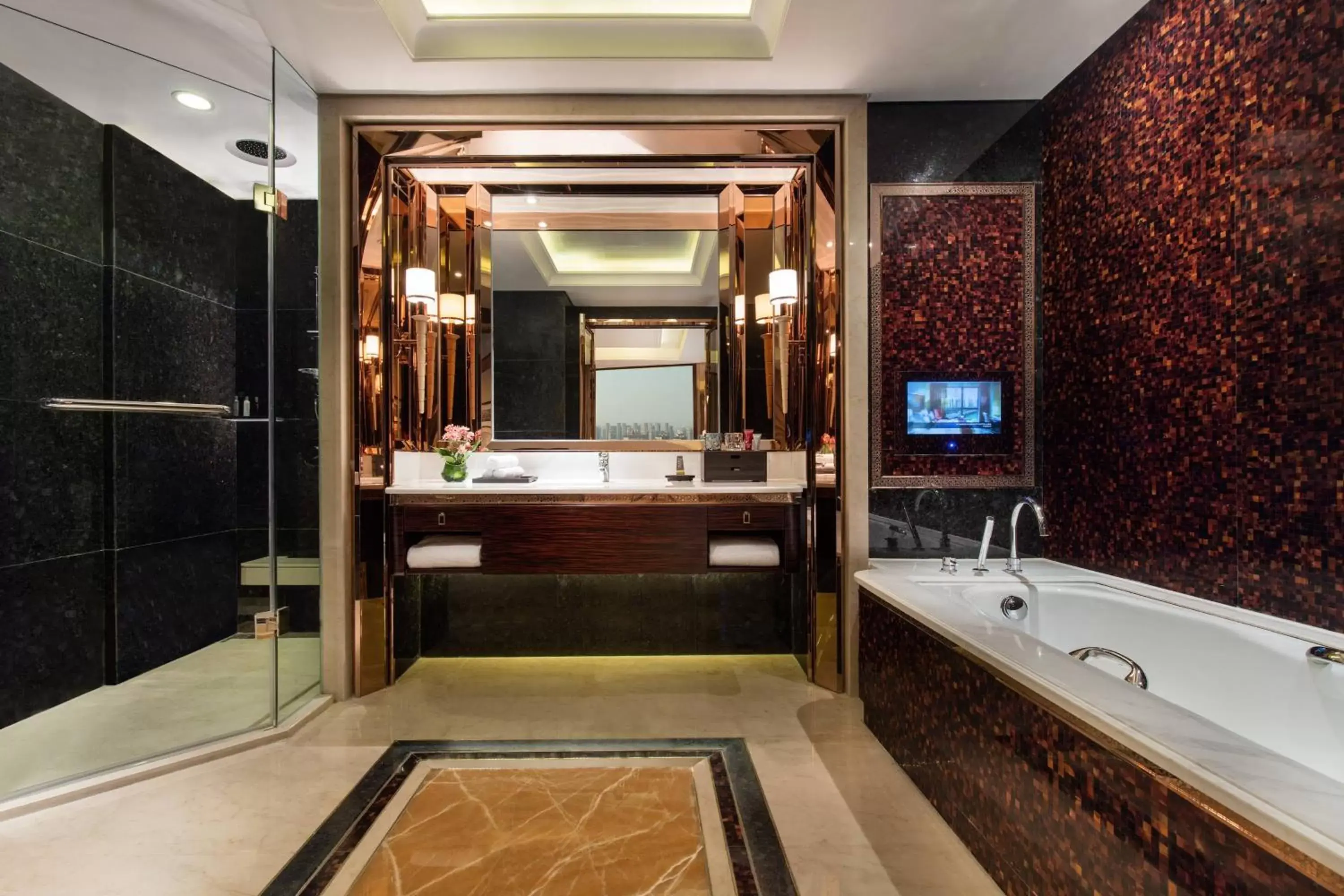 Photo of the whole room, Bathroom in Changzhou Marriott Hotel