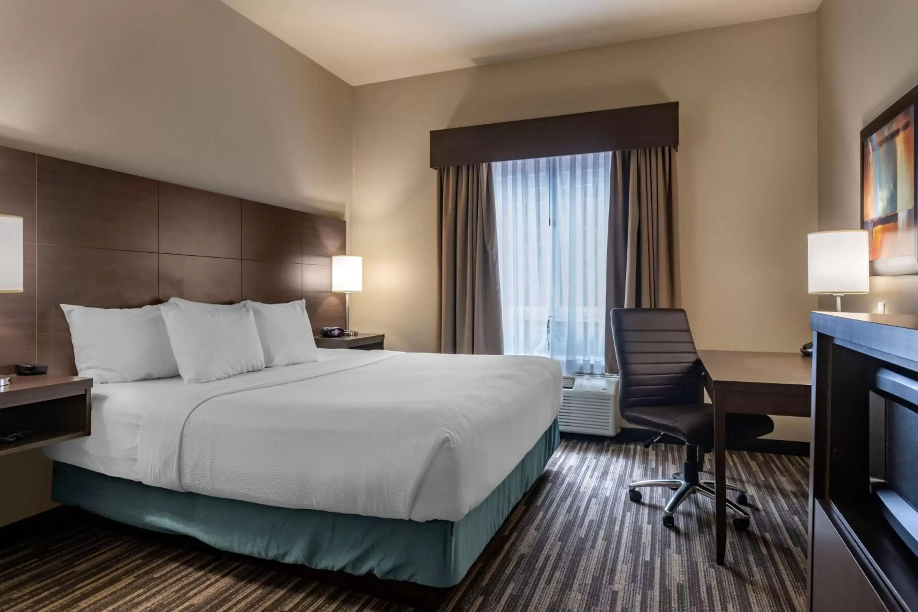 Bedroom, Bed in Best Western Dartmouth Hotel & Suites