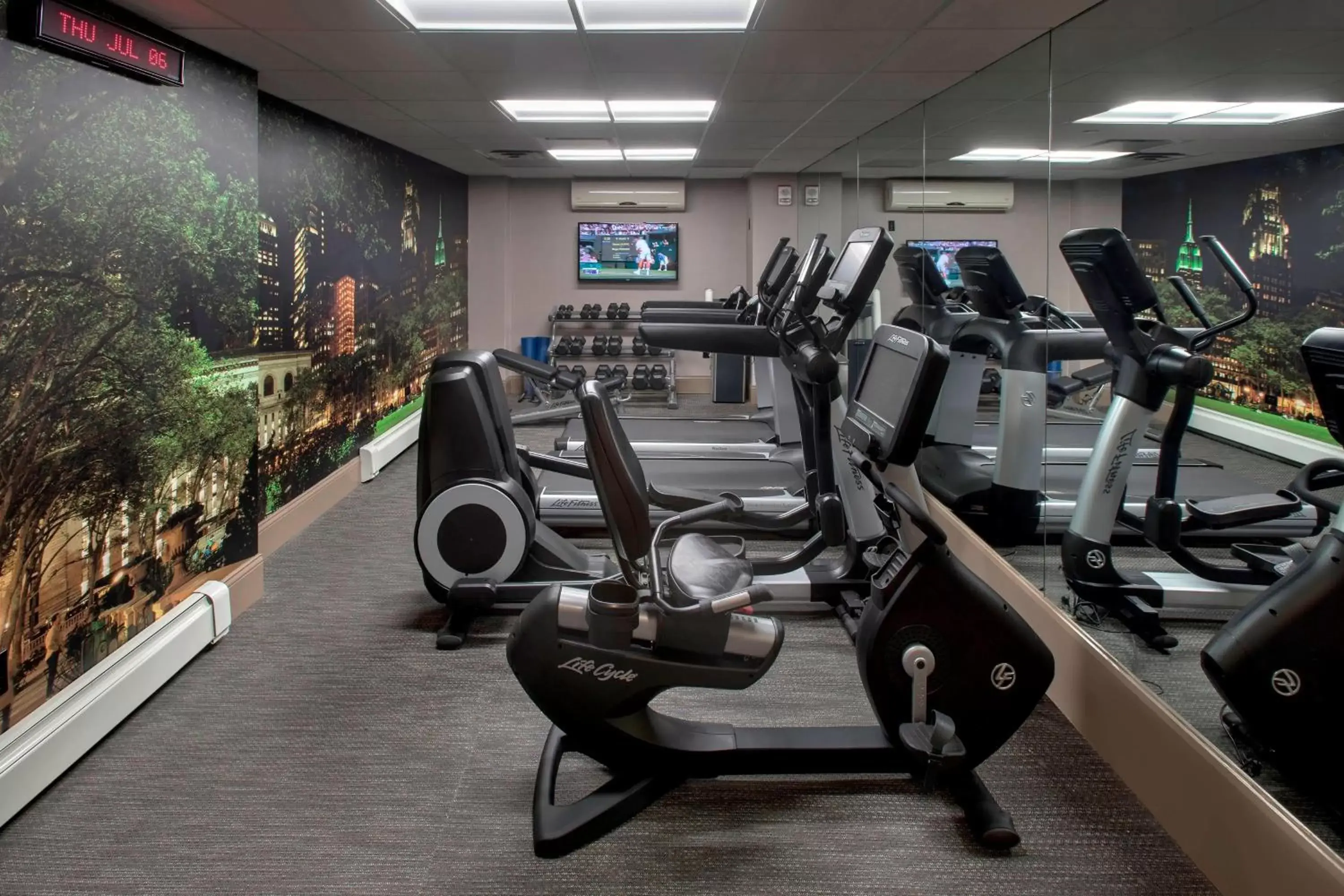 Fitness centre/facilities, Fitness Center/Facilities in Courtyard by Marriott New York Manhattan/ Fifth Avenue
