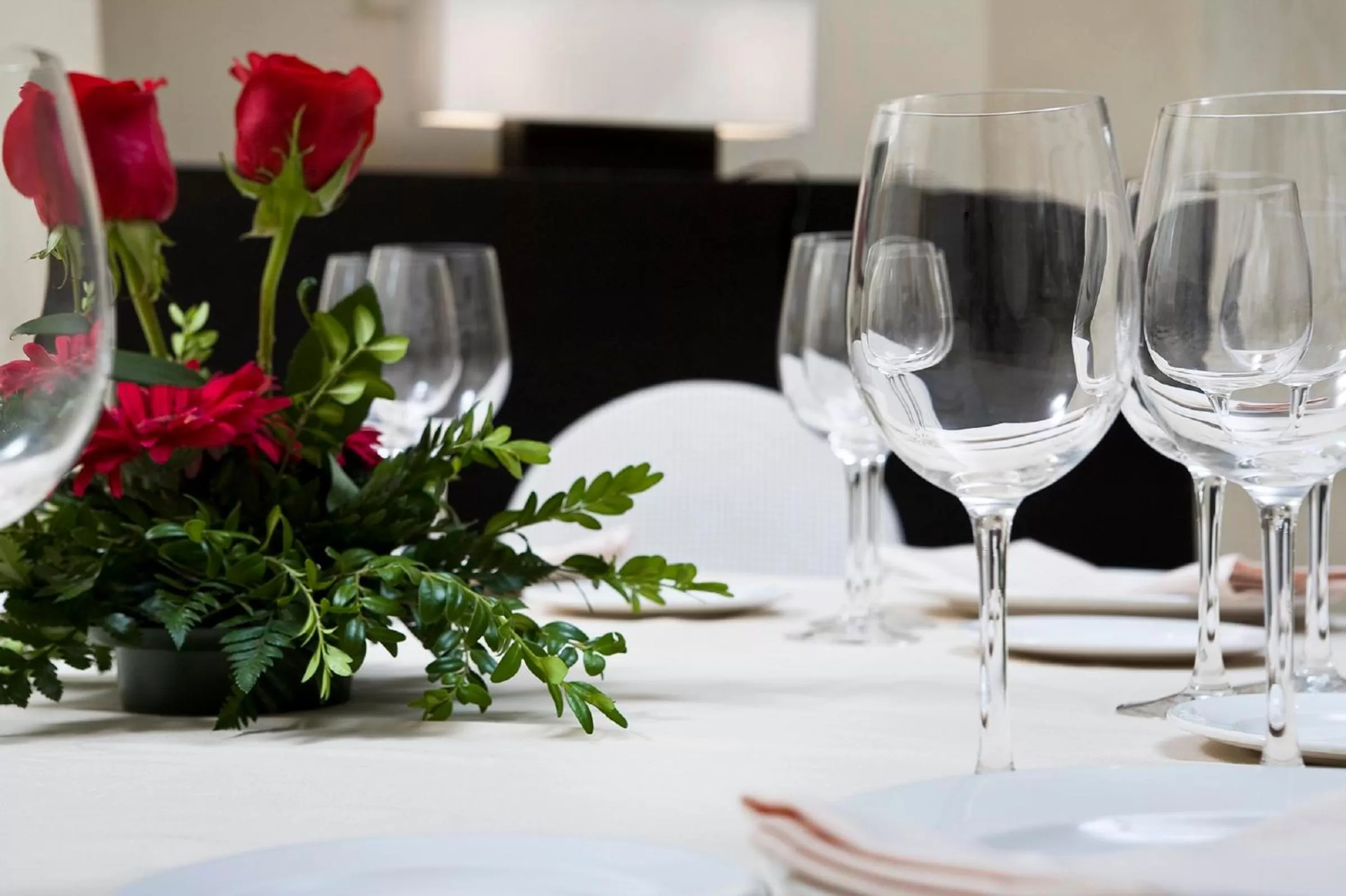 Restaurant/places to eat in Hotel URH Palacio de Oriol