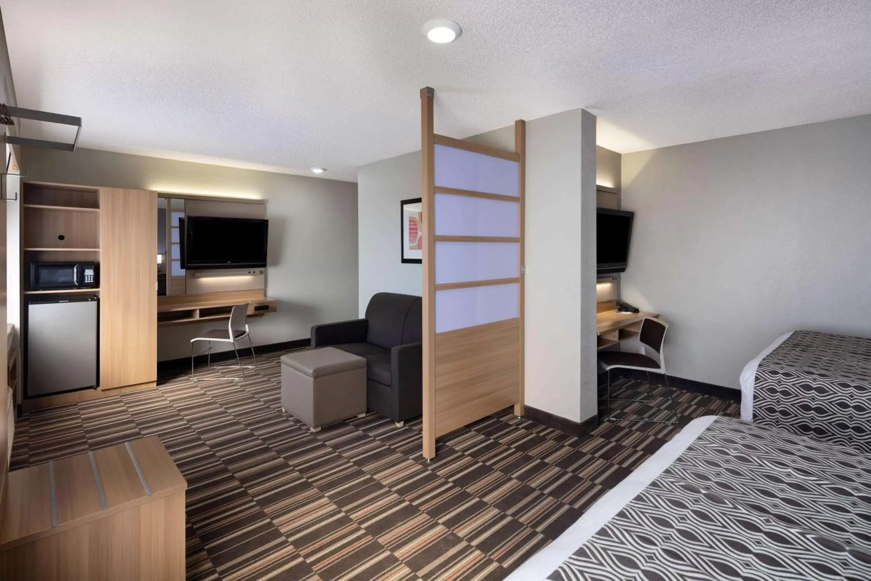 Photo of the whole room, TV/Entertainment Center in Microtel Inn & Suites by Wyndham Florence