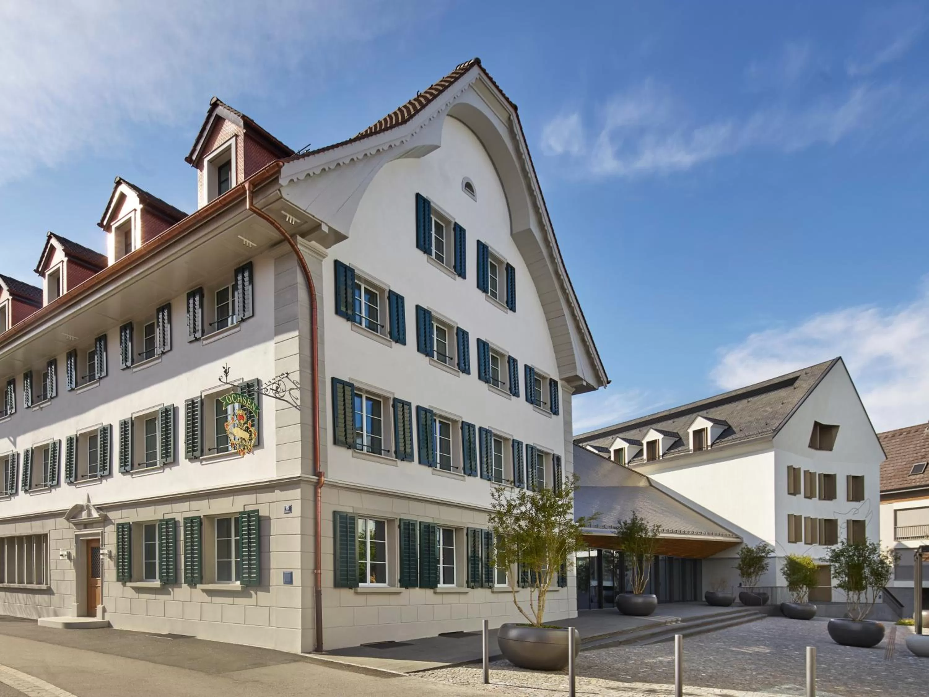 Property building in CASPAR Swiss Quality Hotel