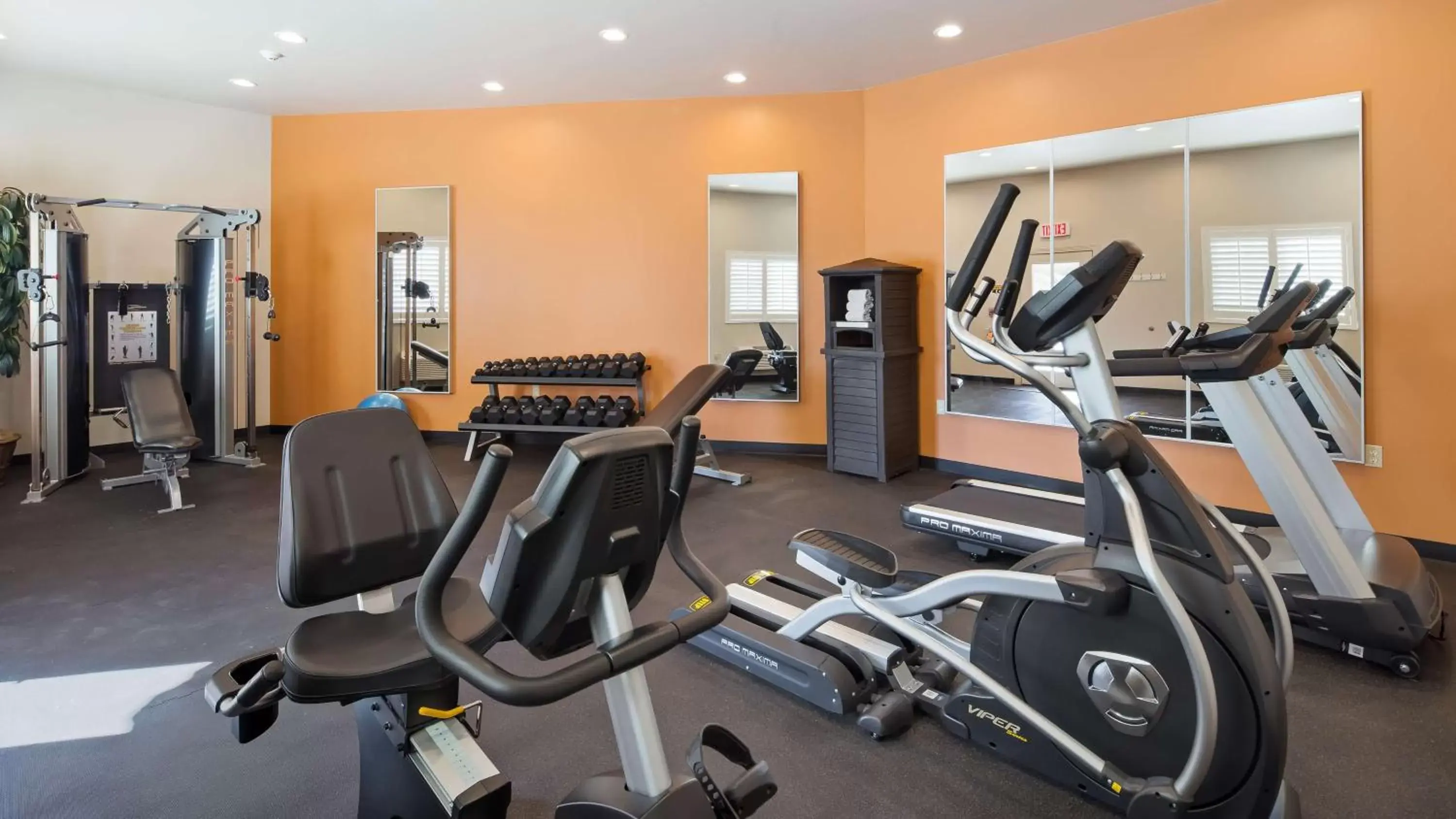 Fitness centre/facilities, Fitness Center/Facilities in Best Western Copper Hills Inn