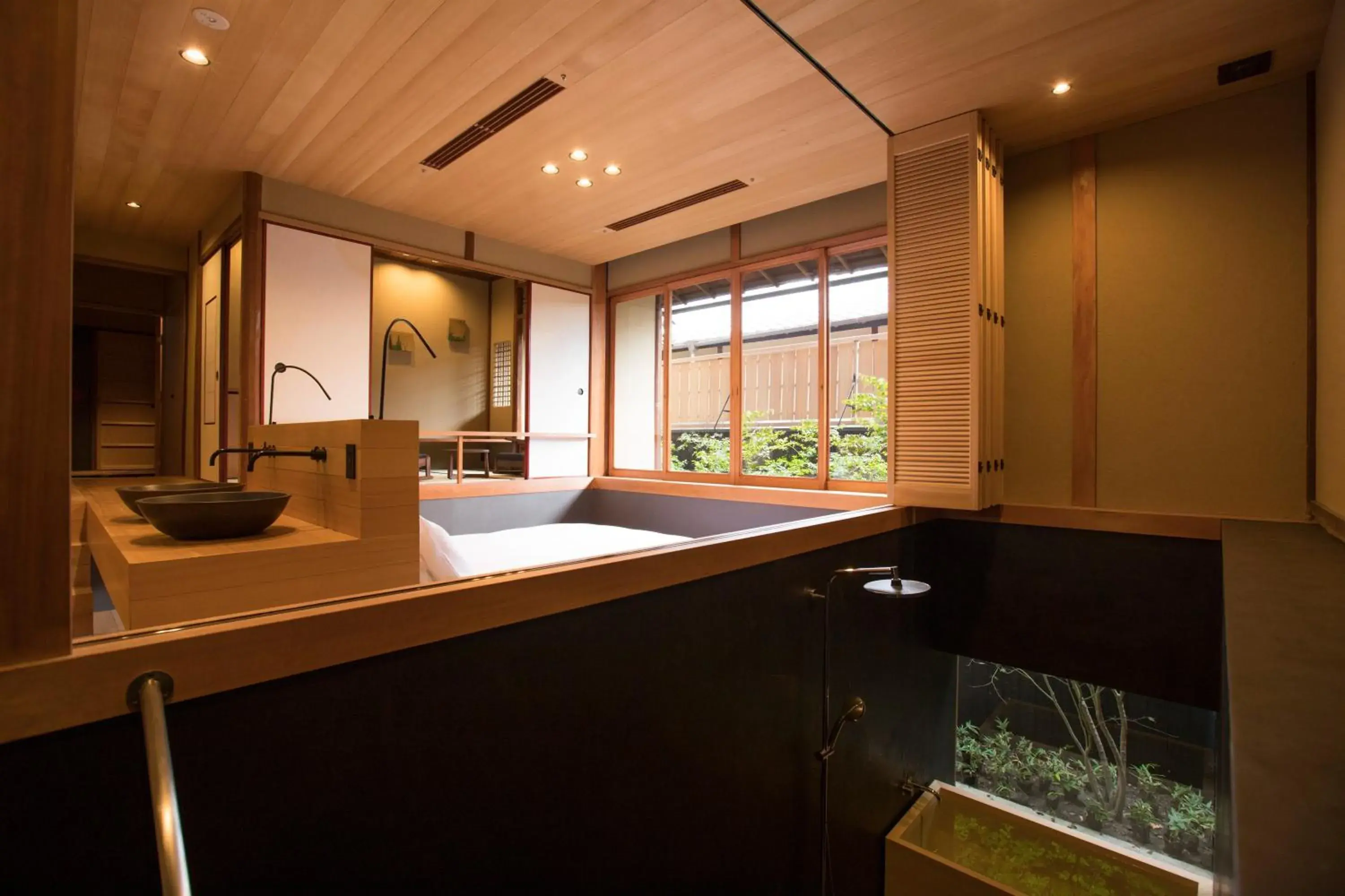 Photo of the whole room, Bathroom in Luxury hotel SOWAKA