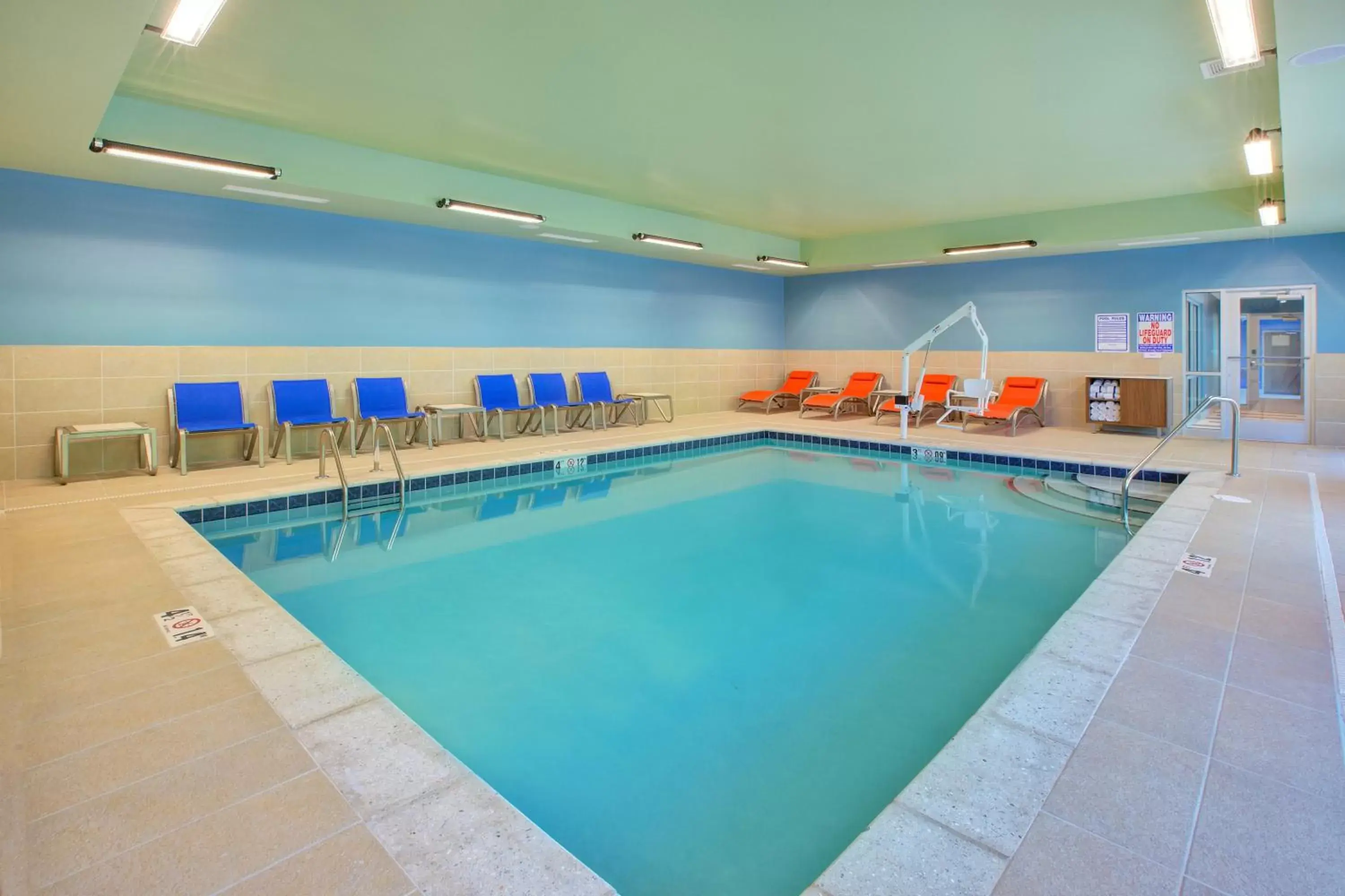 Swimming Pool in Holiday Inn Express & Suites New Castle, an IHG Hotel