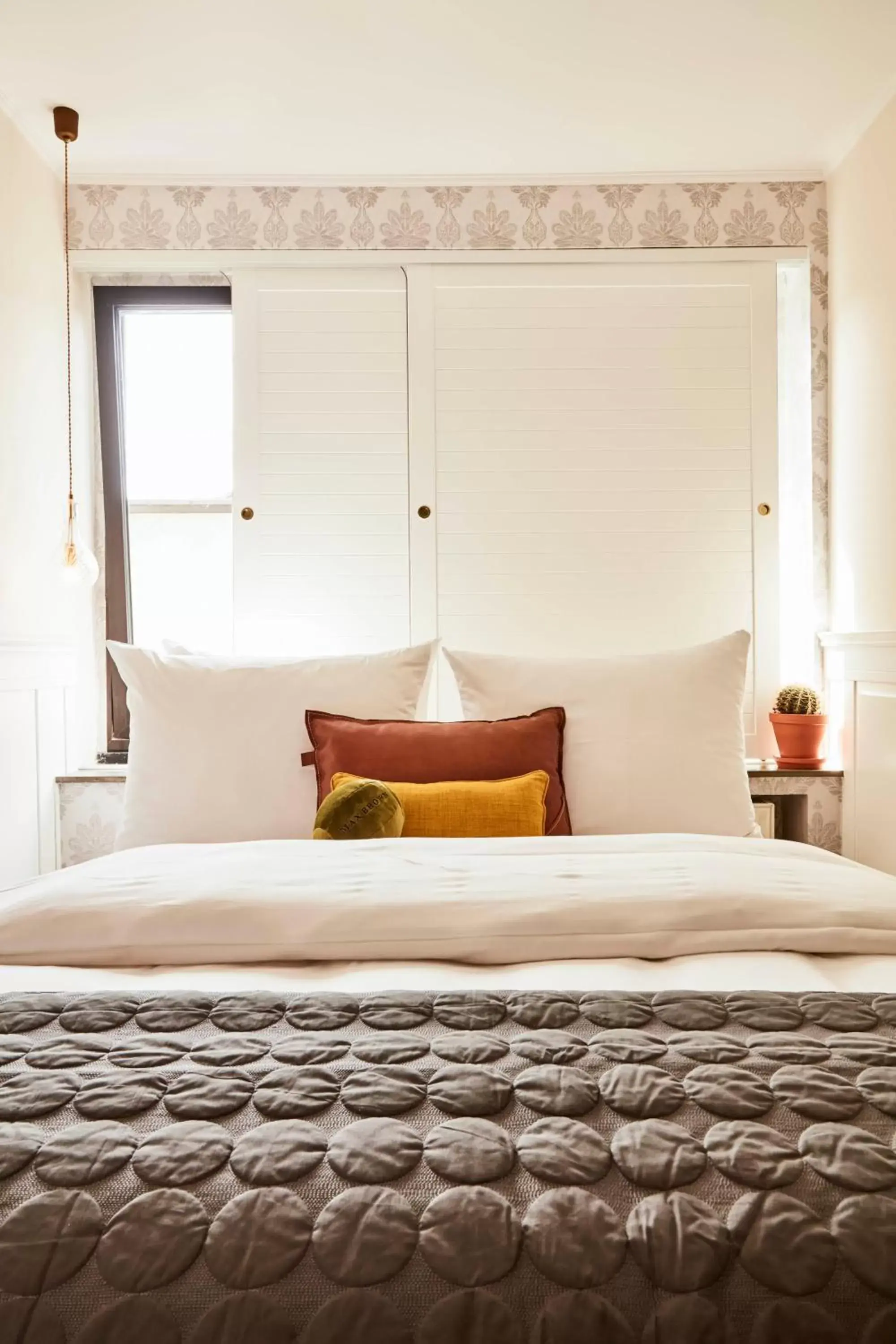 Bedroom, Bed in Max Brown Hotel Midtown, part of Sircle Collection