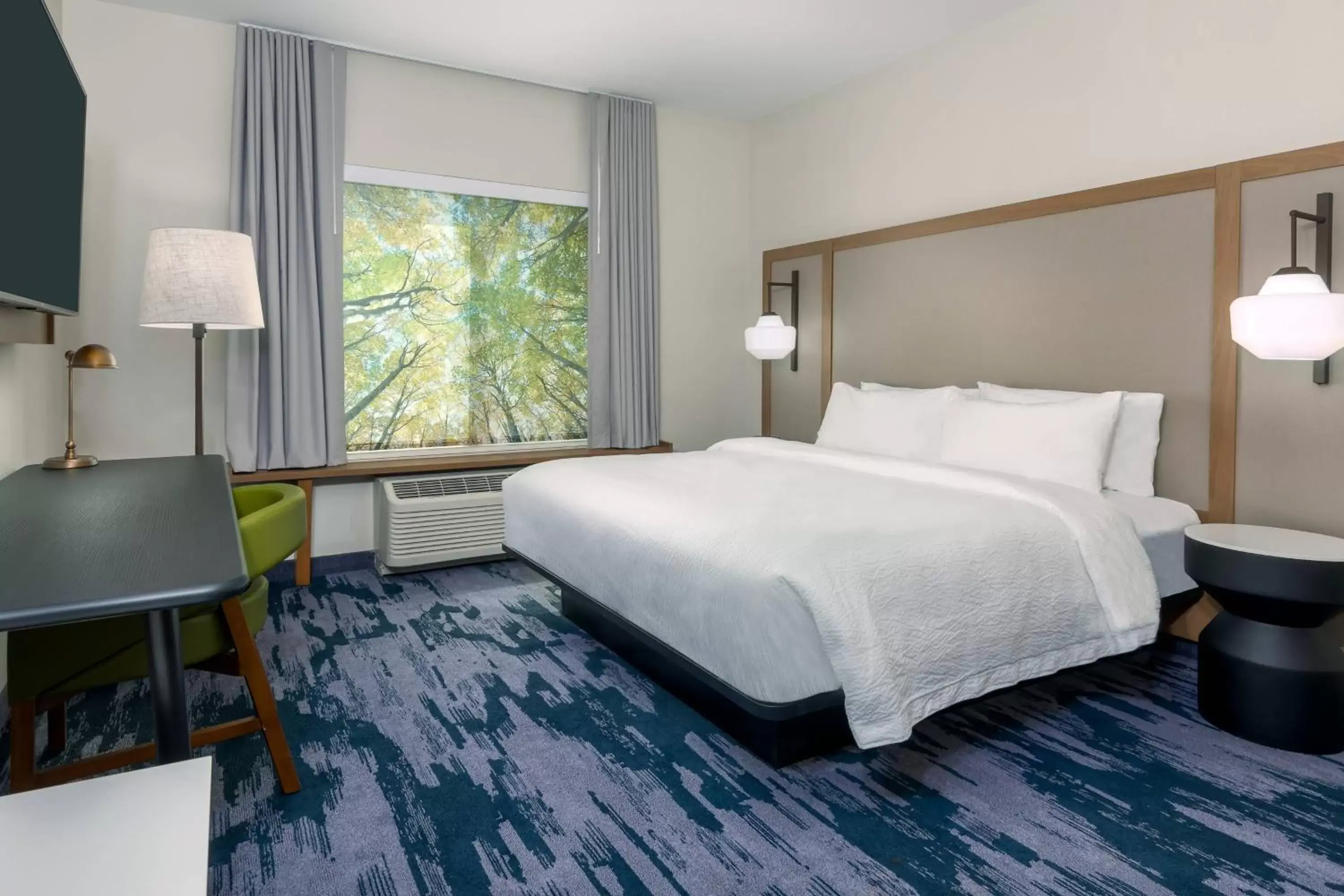 Photo of the whole room, Bed in Fairfield Inn & Suites Charlotte Monroe