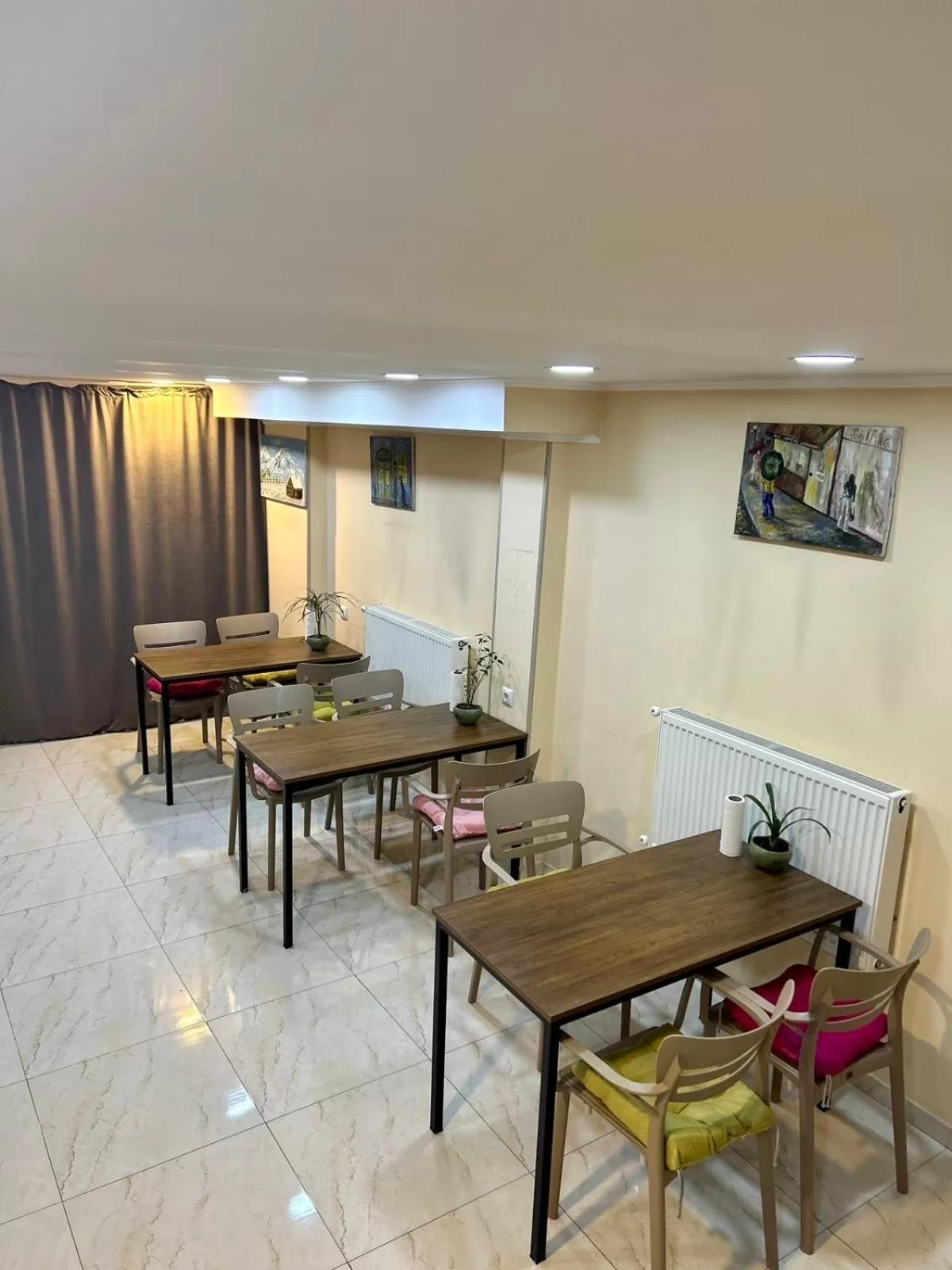 Restaurant/Places to Eat in Hotel Marioni