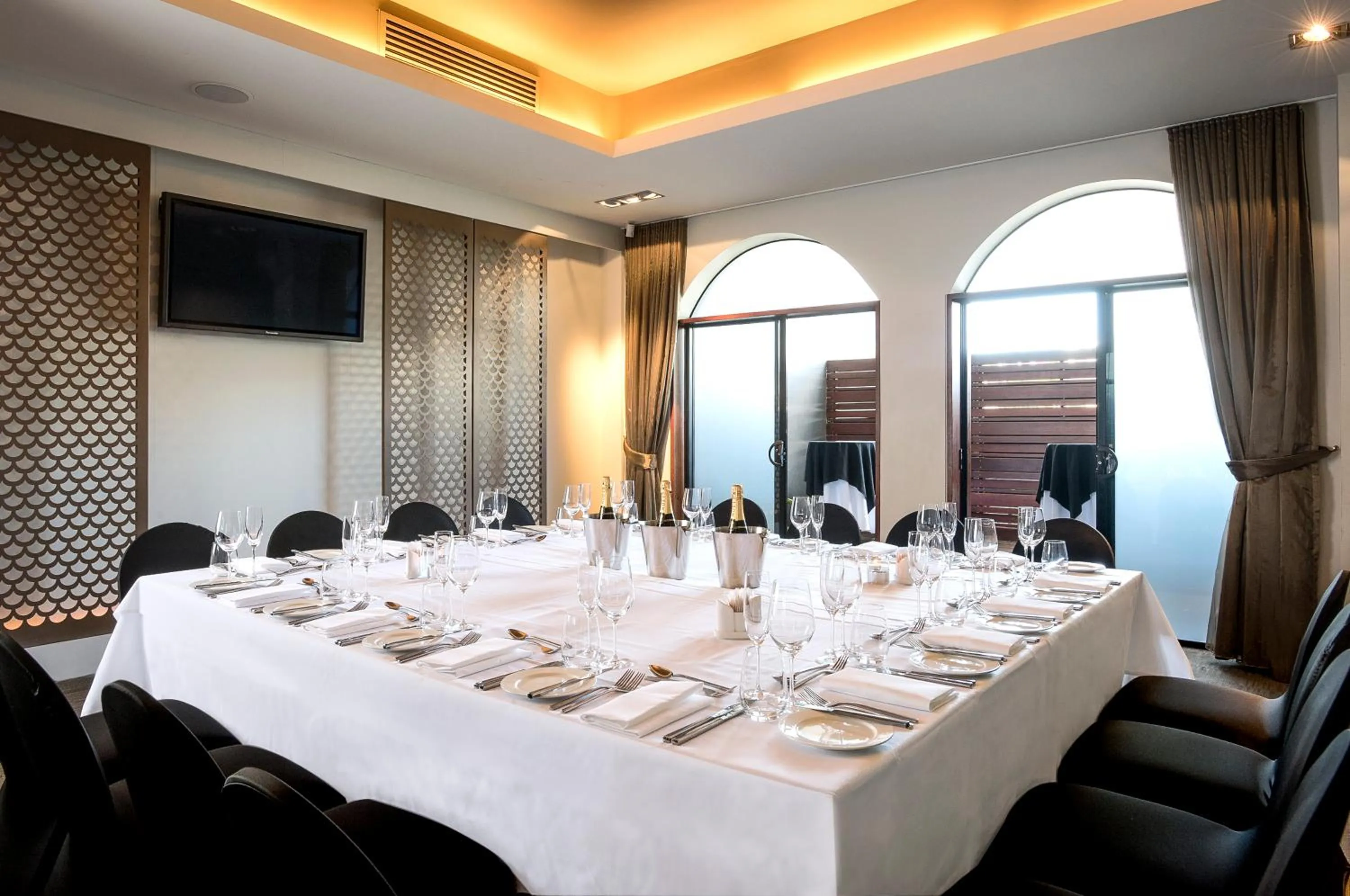 Restaurant/places to eat in The Beetson Hotel