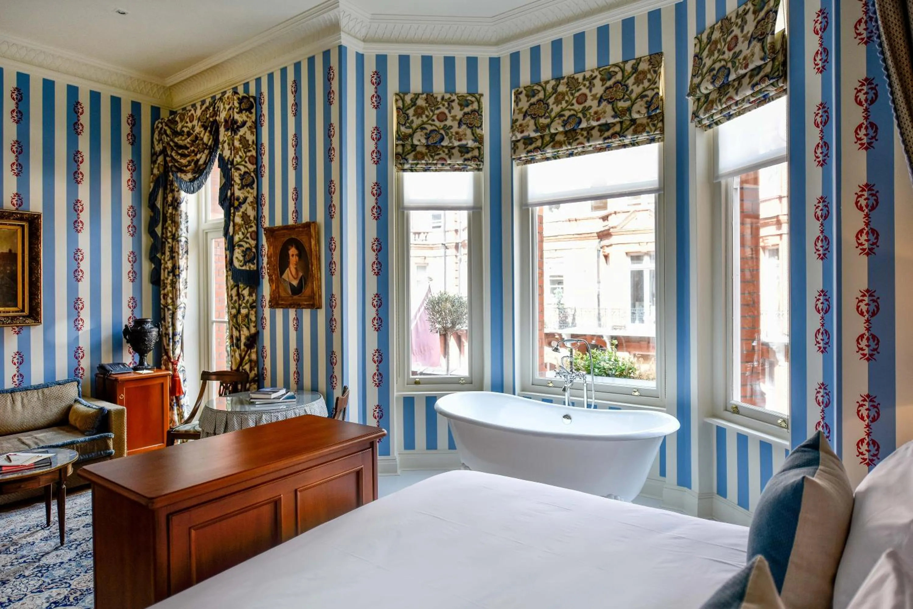 Photo of the whole room, Bed in San Domenico House