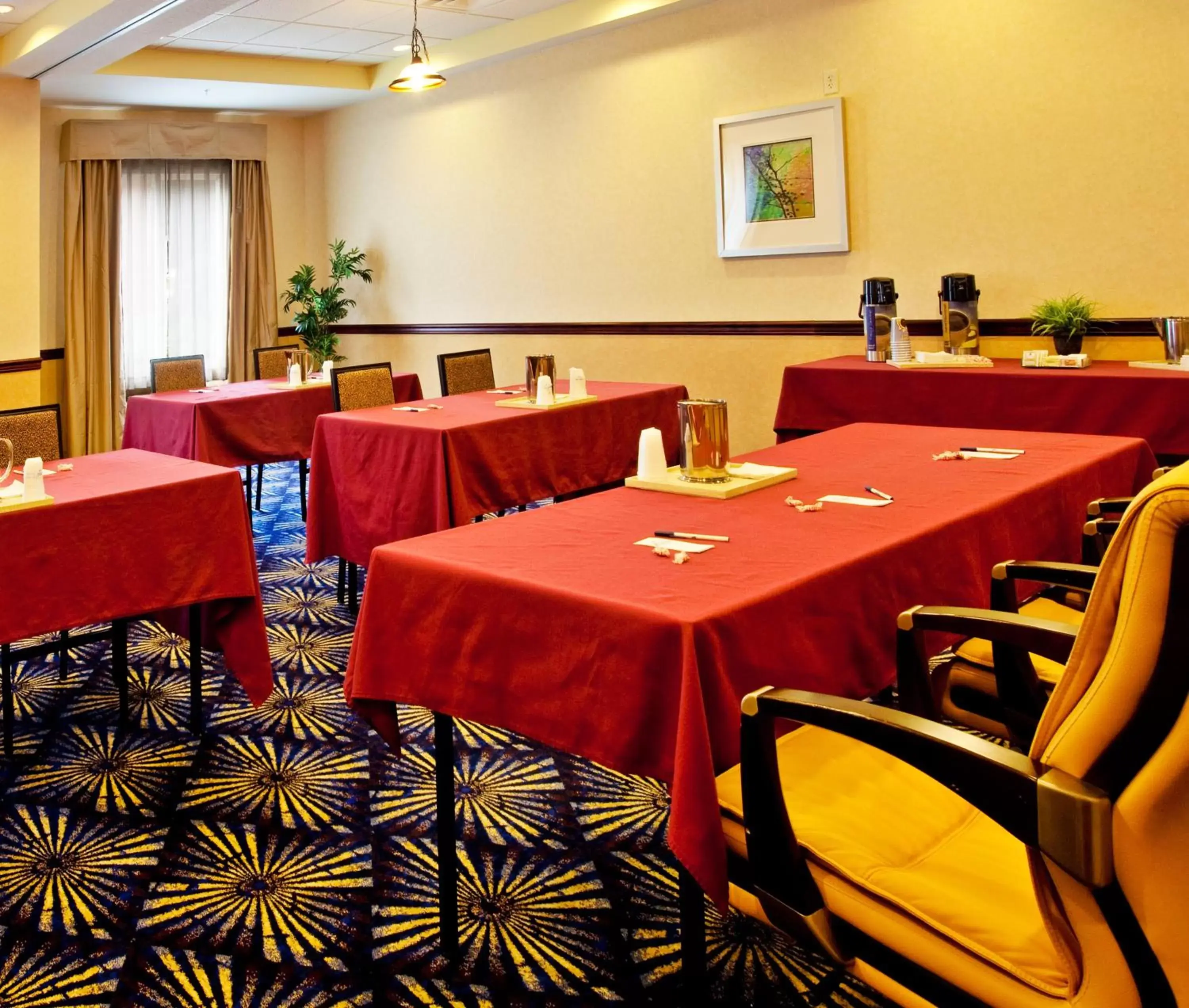 Meeting/conference room in Holiday Inn Express Hotel & Suites Brooksville-I-75, an IHG Hotel