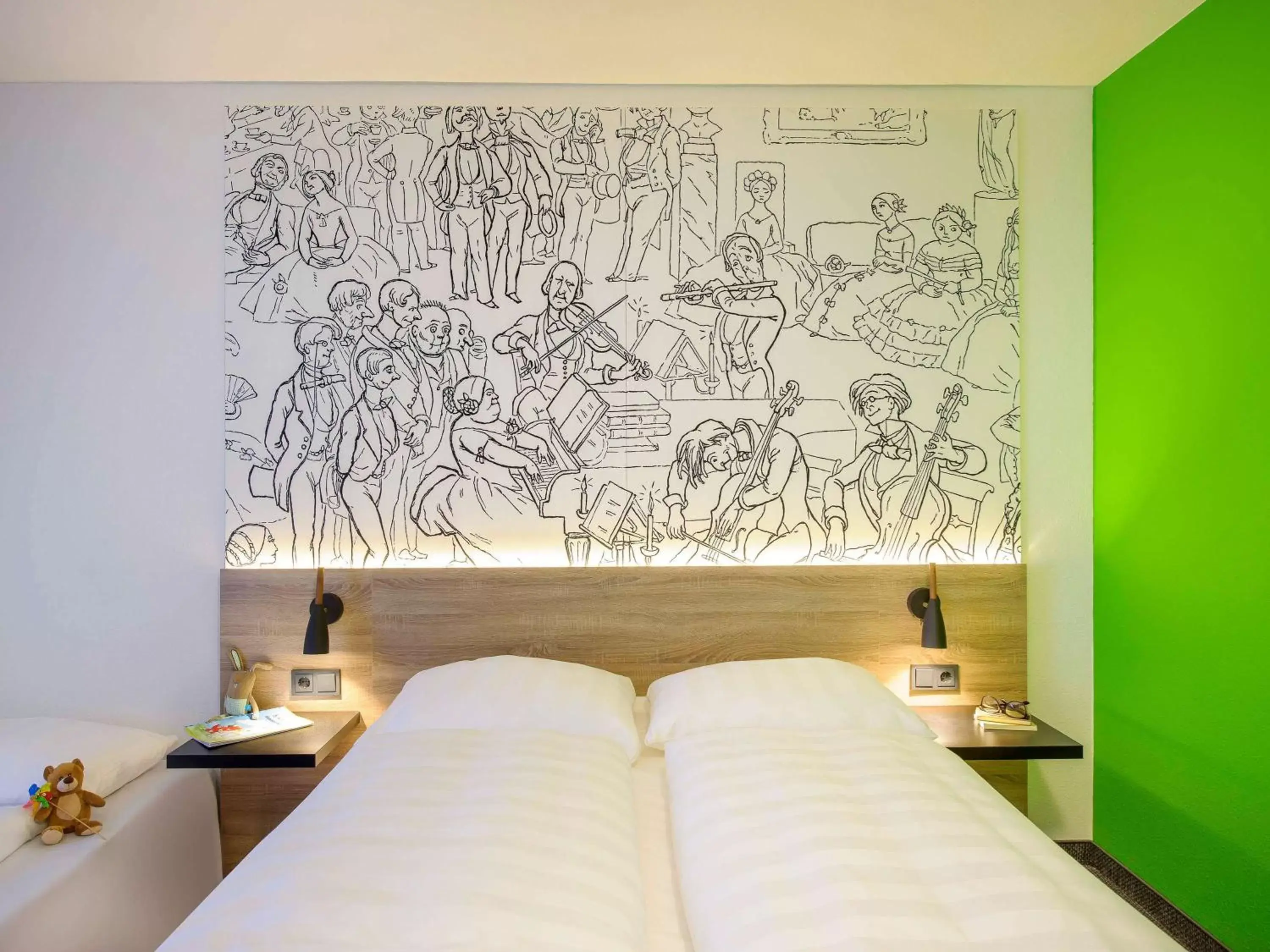 Photo of the whole room, Bed in ibis Styles Halle