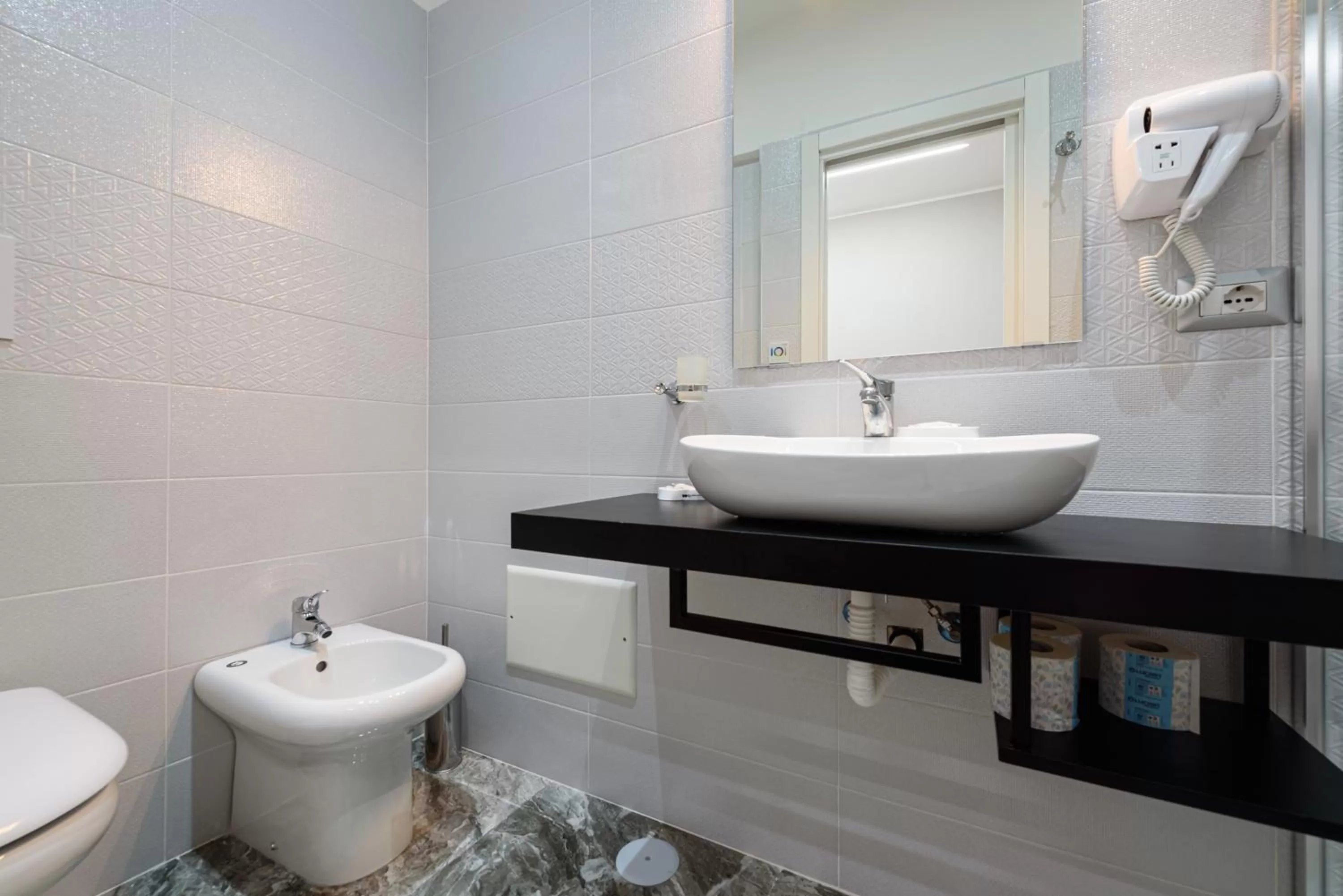 Toilet, Bathroom in Elite del Centro Storico