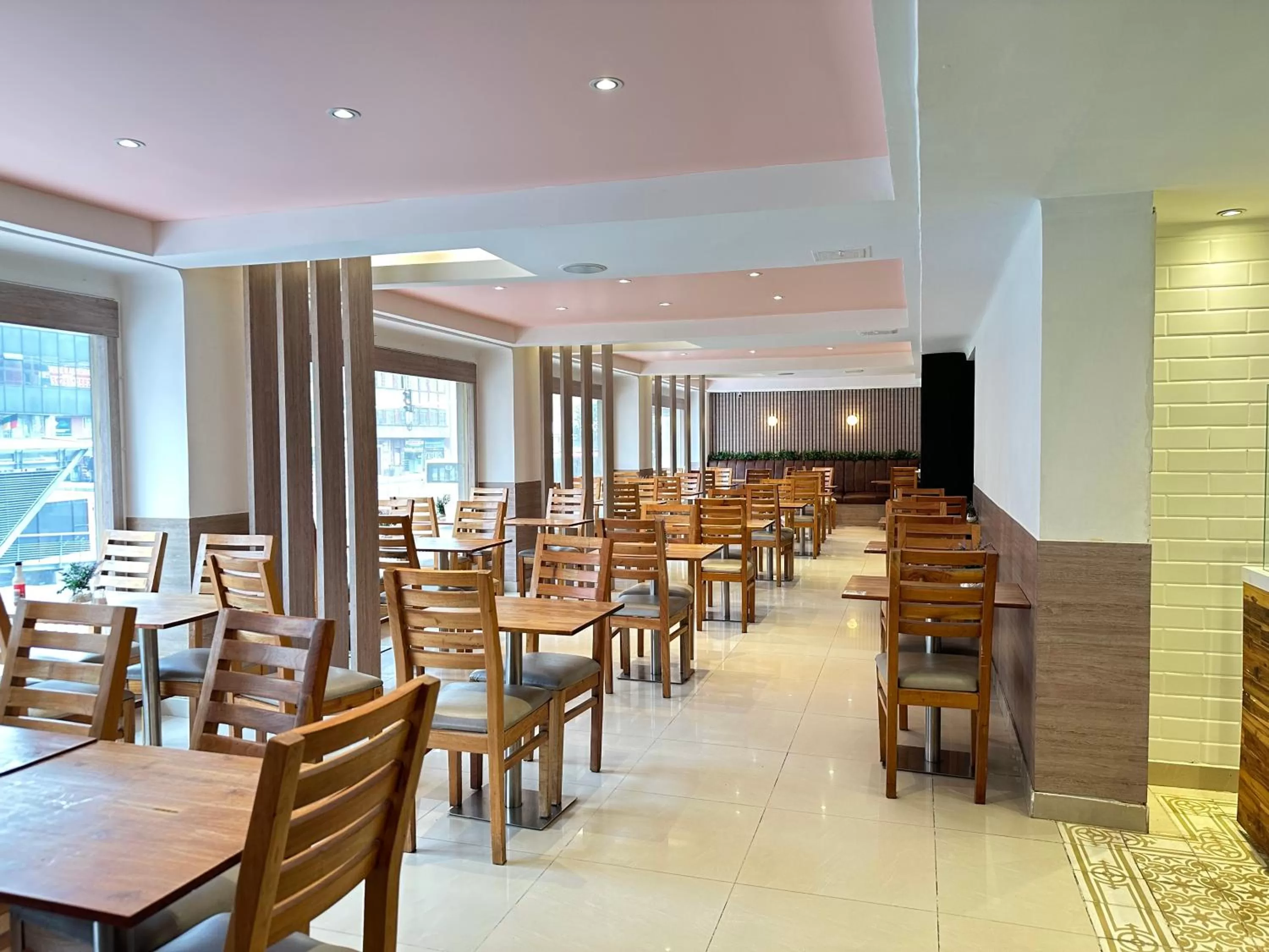 Restaurant/places to eat in Hotel San Francisco de Asís