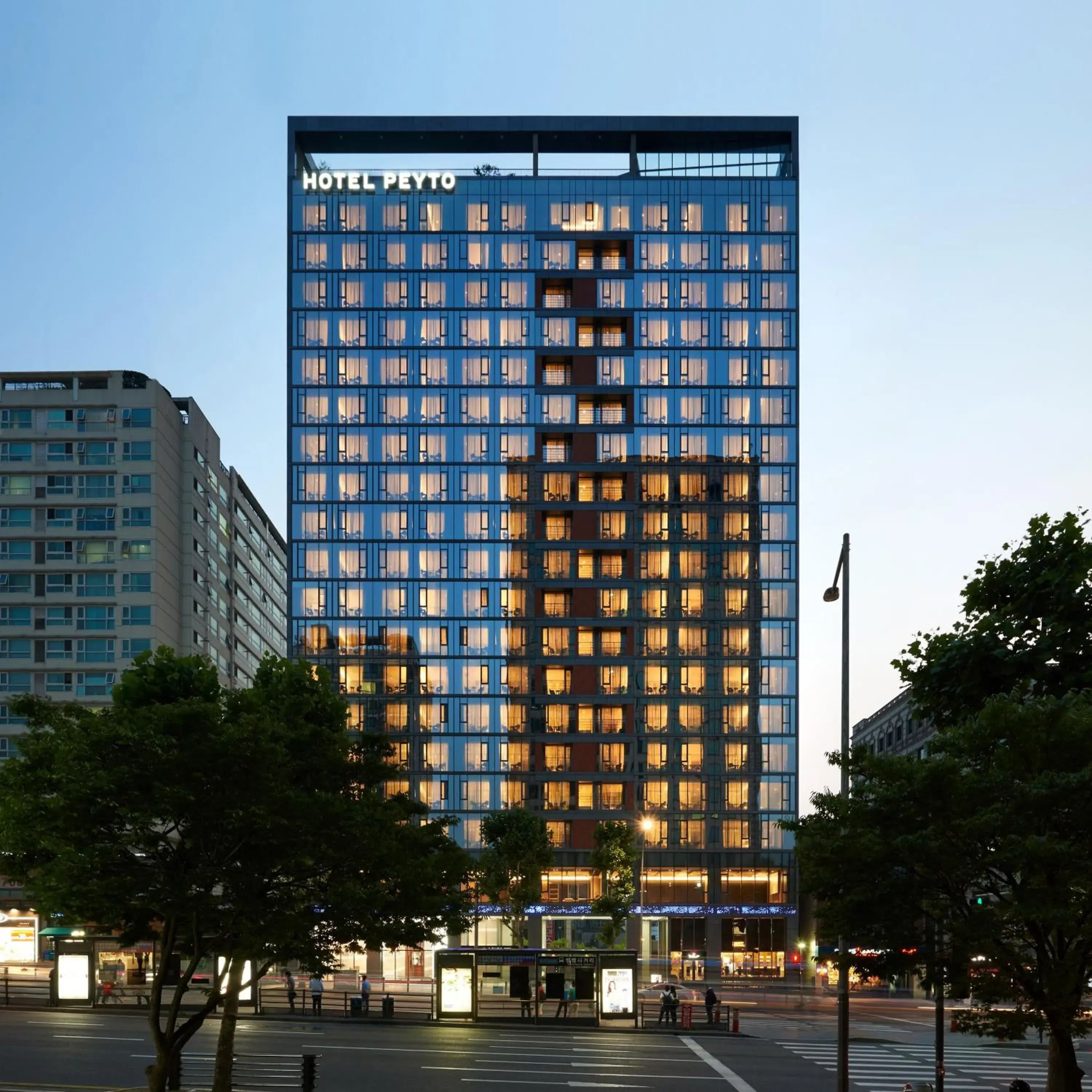 Facade/entrance, Property Building in Hotel Peyto Gangnam