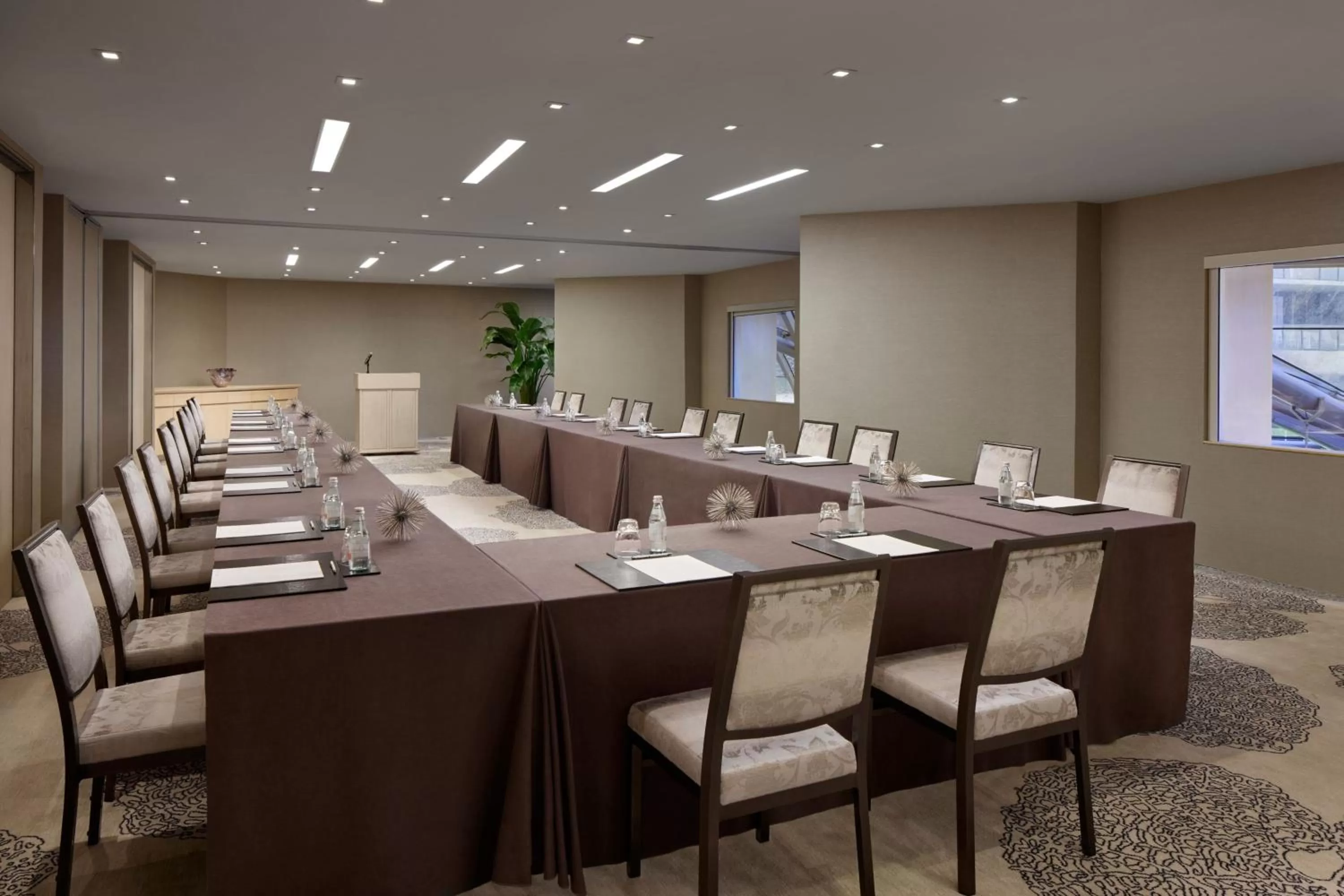 Meeting/conference room in The St. Regis Bal Harbour Resort