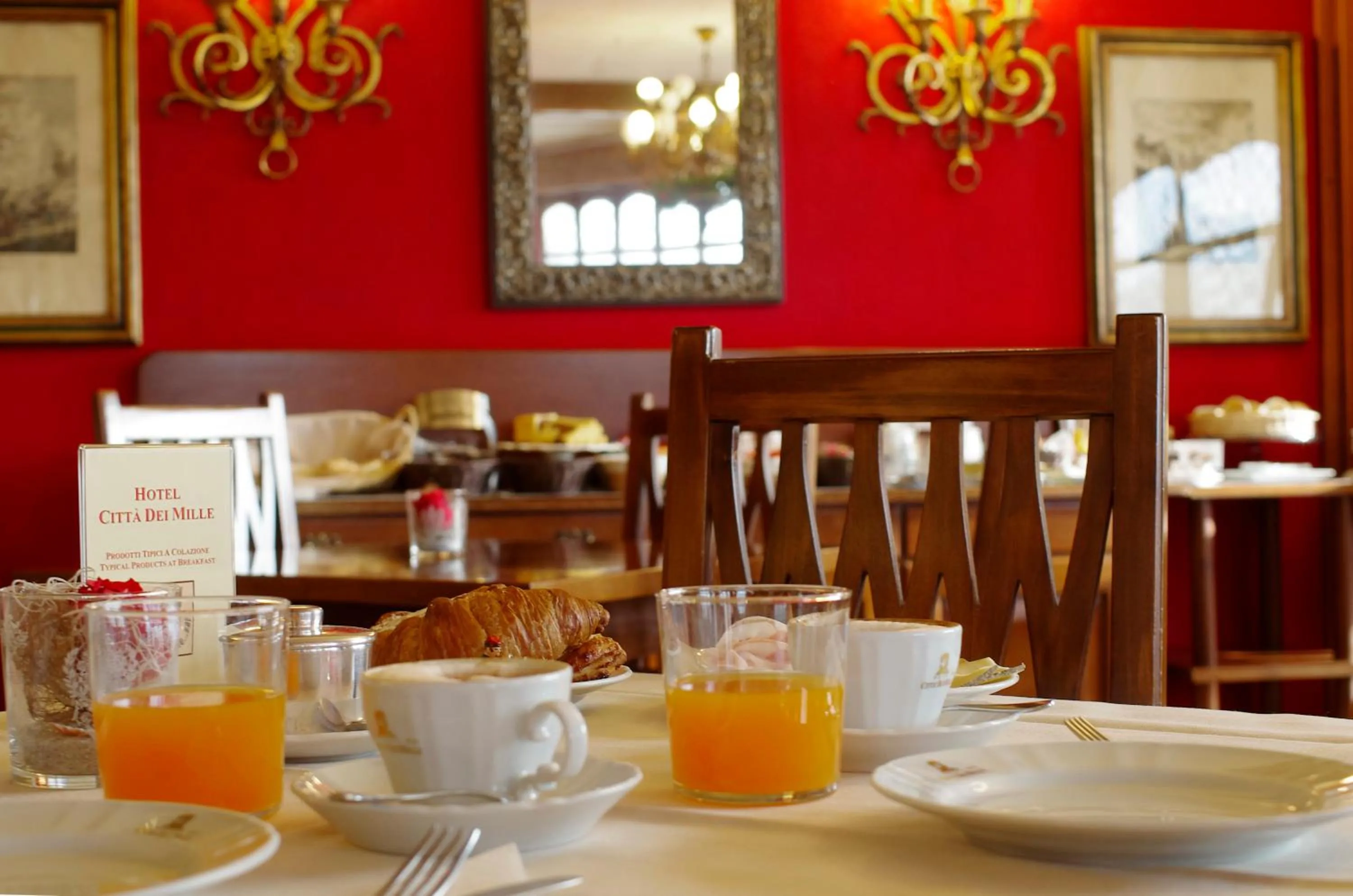 Lounge or bar in Hotel Città Dei Mille