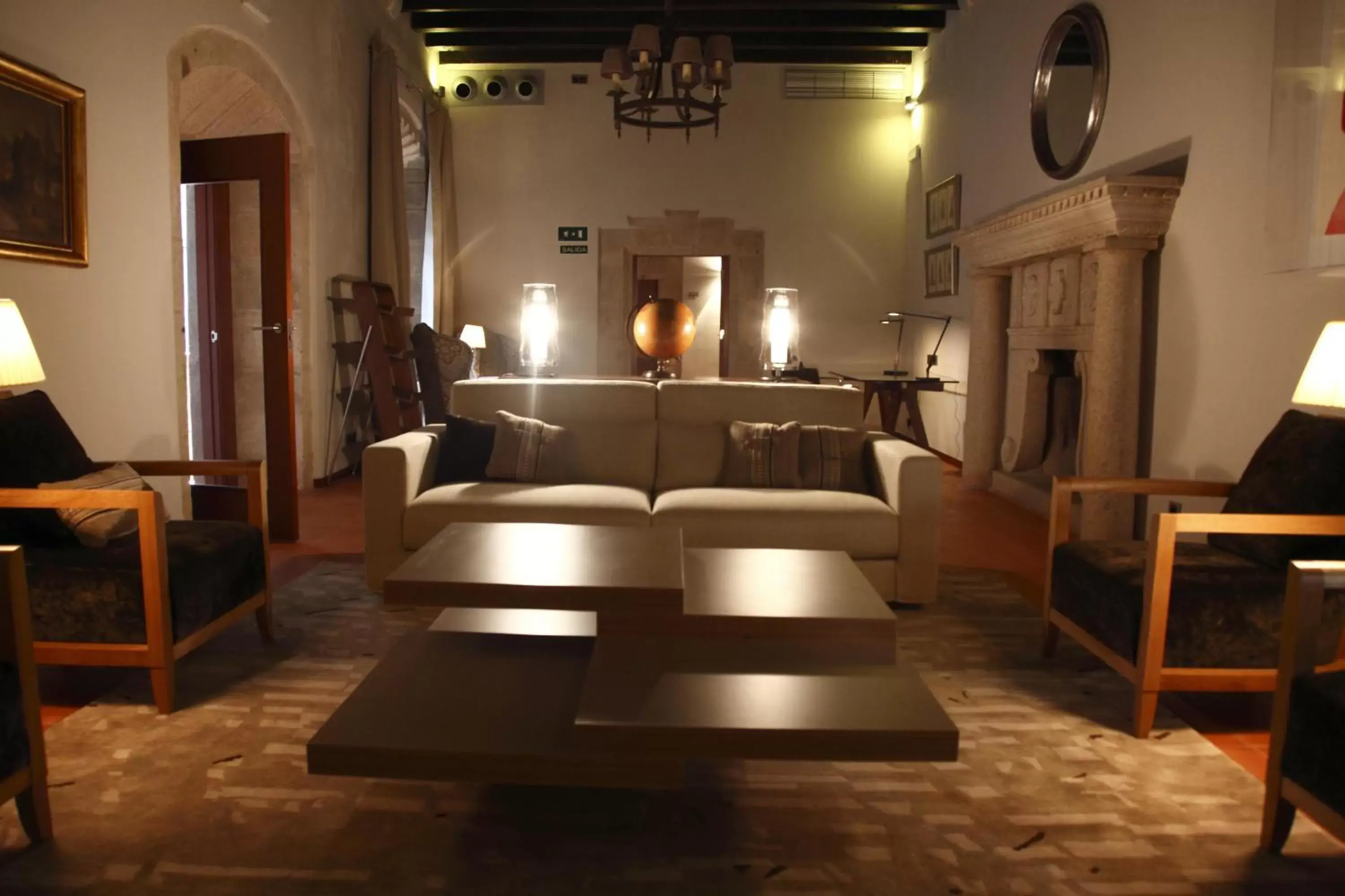 Lounge or bar, Seating Area in Parador de Caceres