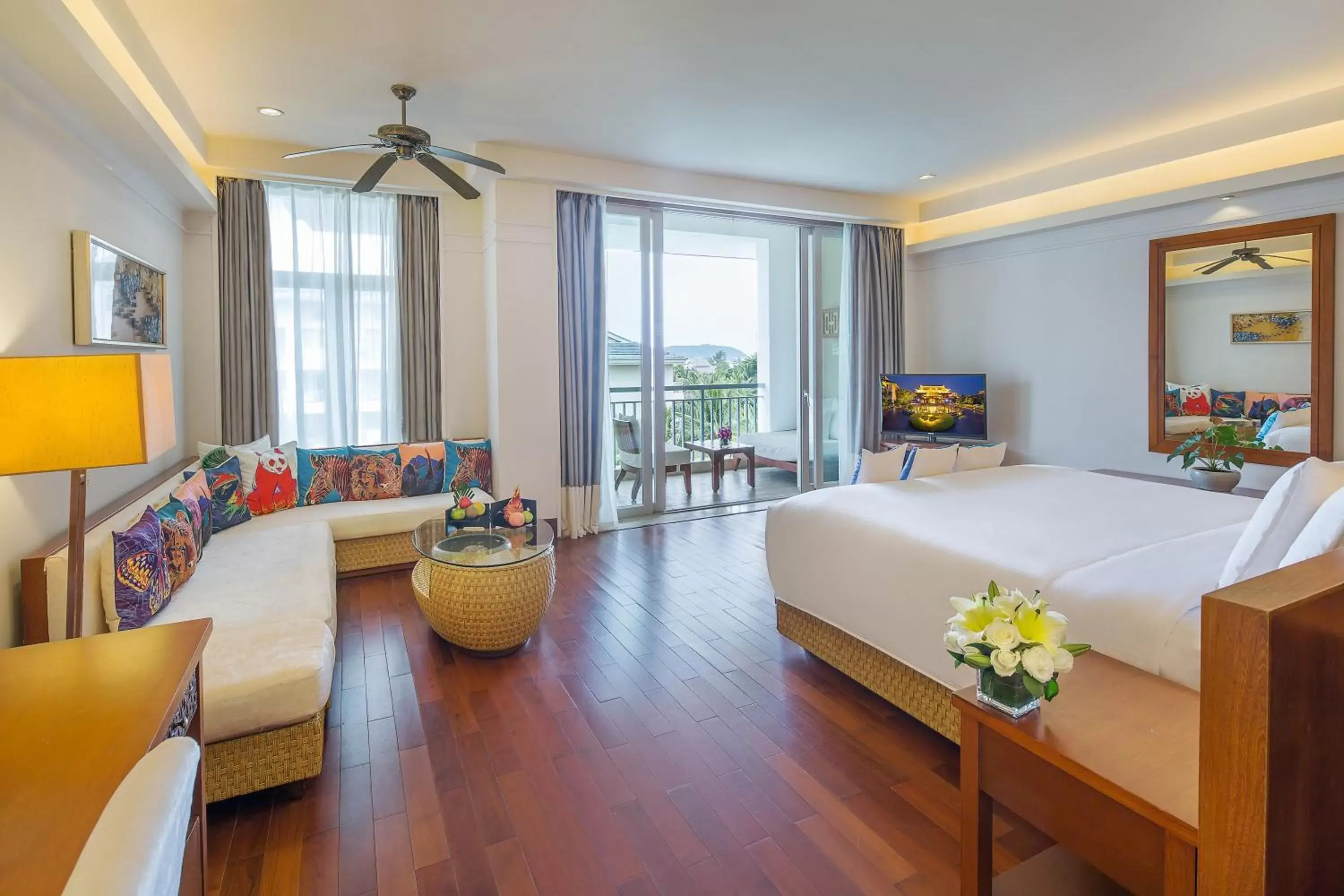 Photo of the whole room in Huayu Resort & Spa Yalong Bay Sanya