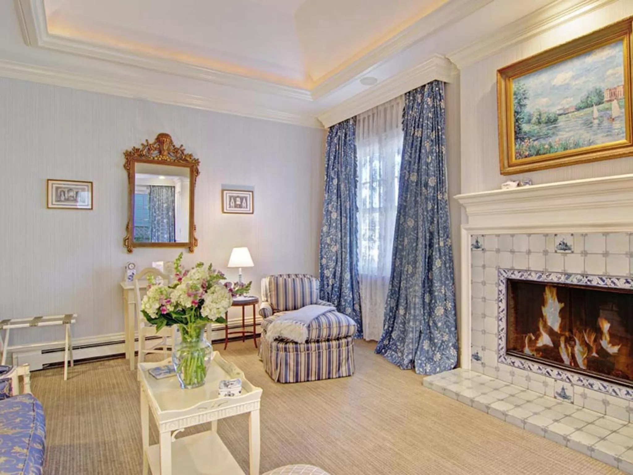 Living room in Inn at Depot Hill