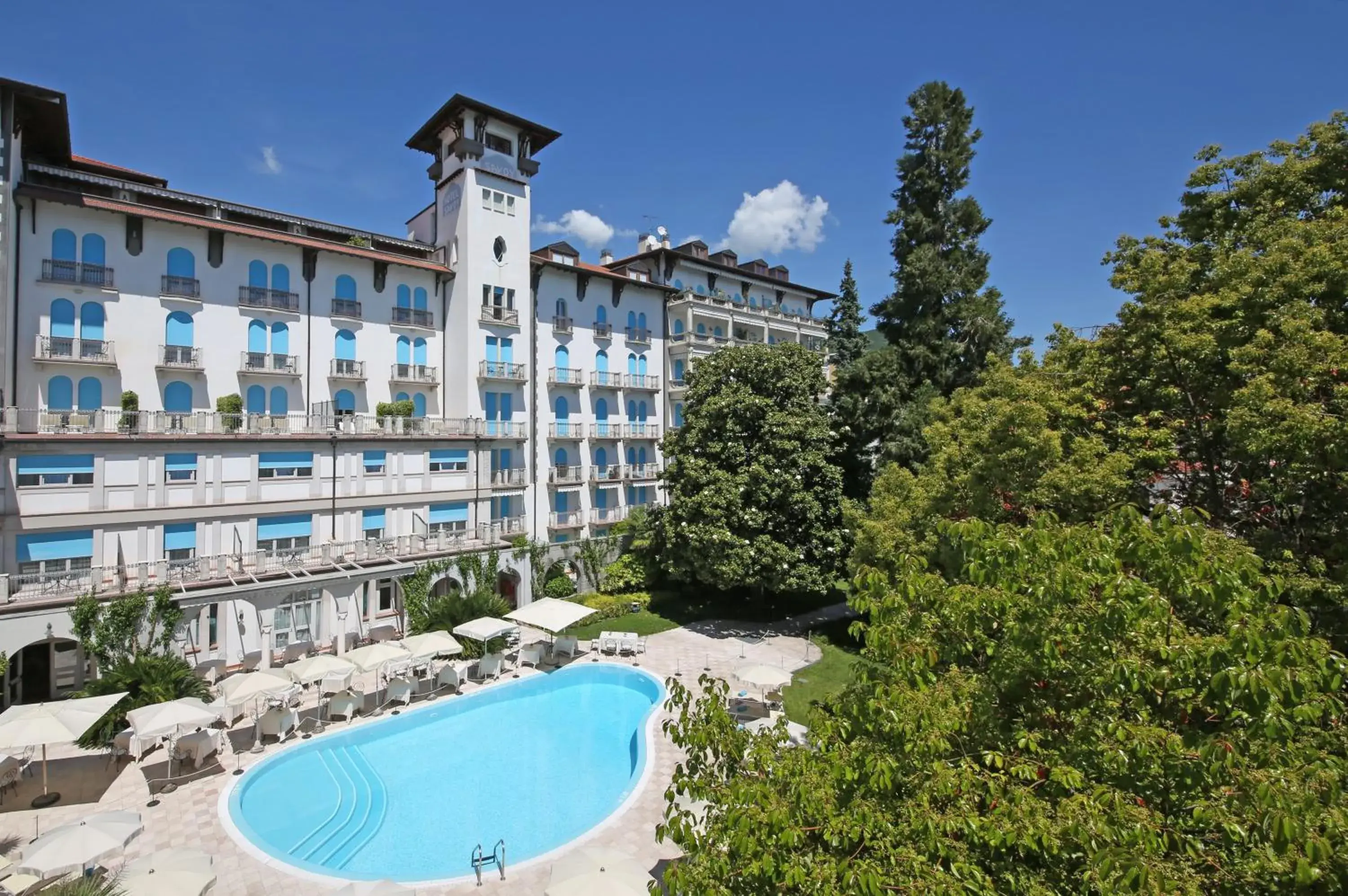 Facade/entrance, Pool View in Hotel Savoy Palace