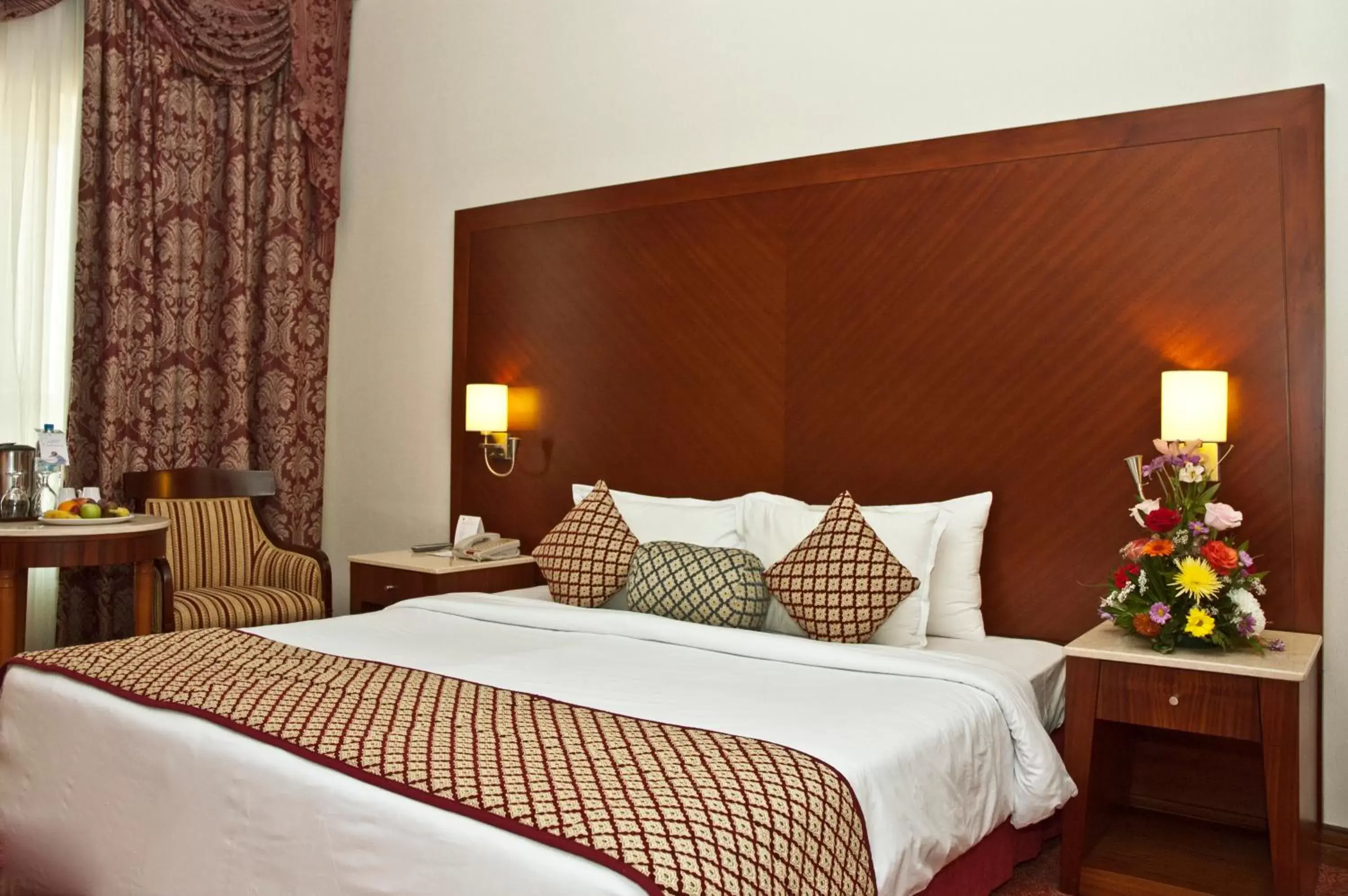 Bed in Regent Palace Hotel