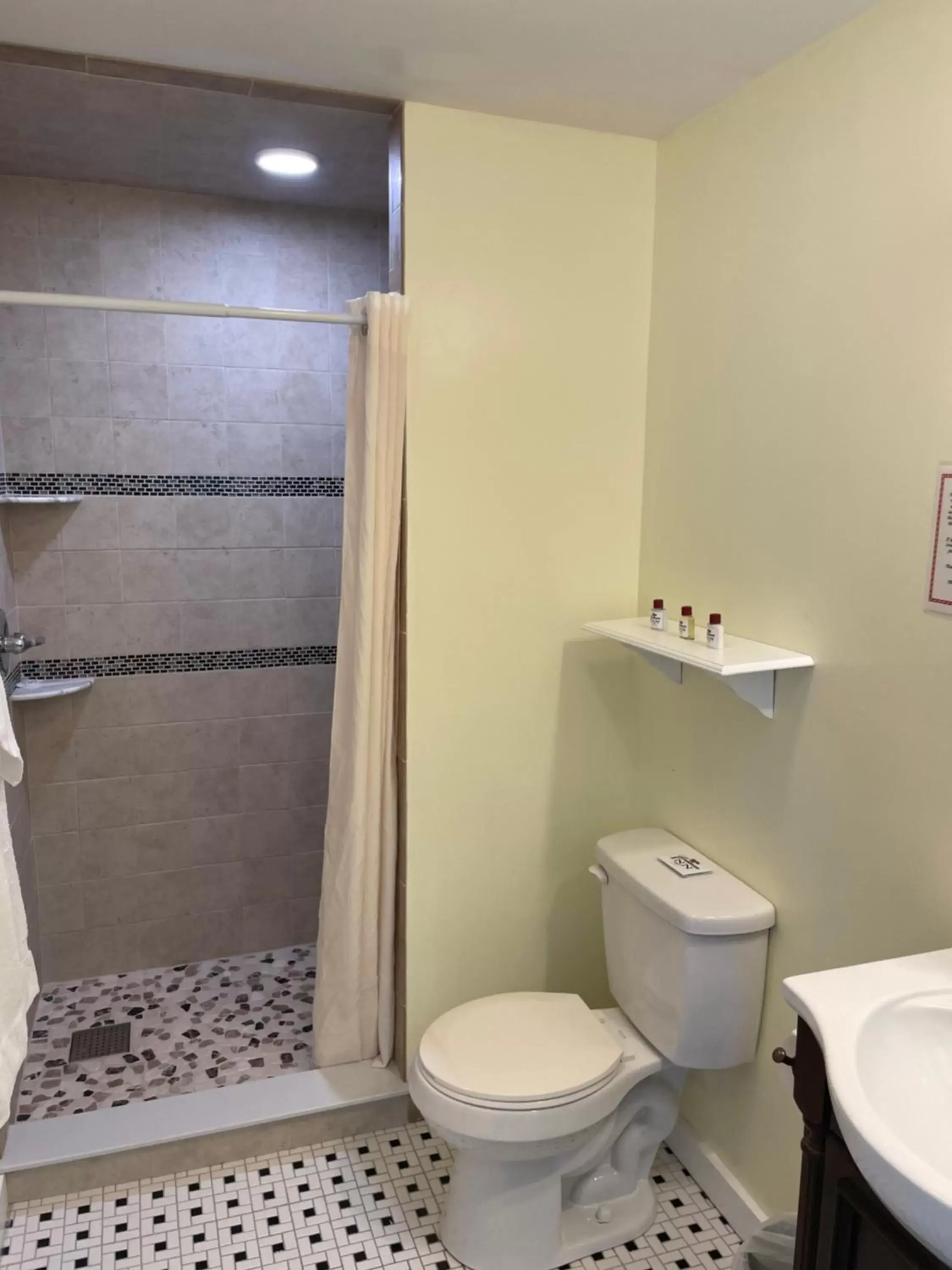 Bathroom in Cranmore Inn and Suites, a North Conway boutique hotel