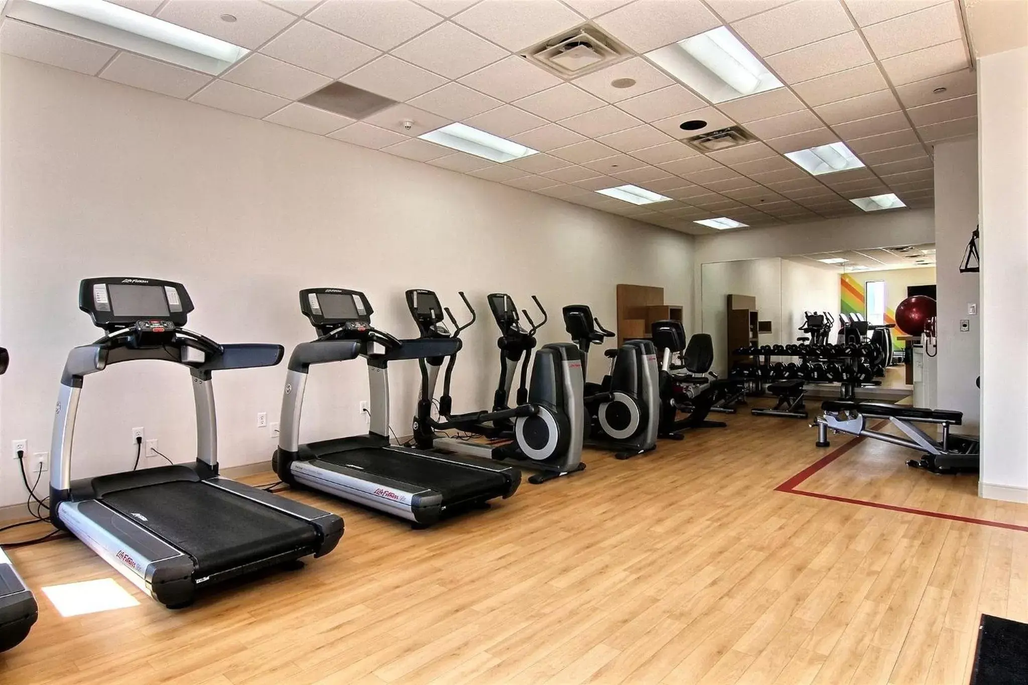 Fitness centre/facilities, Fitness Center/Facilities in Wyndham Omaha Hotel - West Dodge