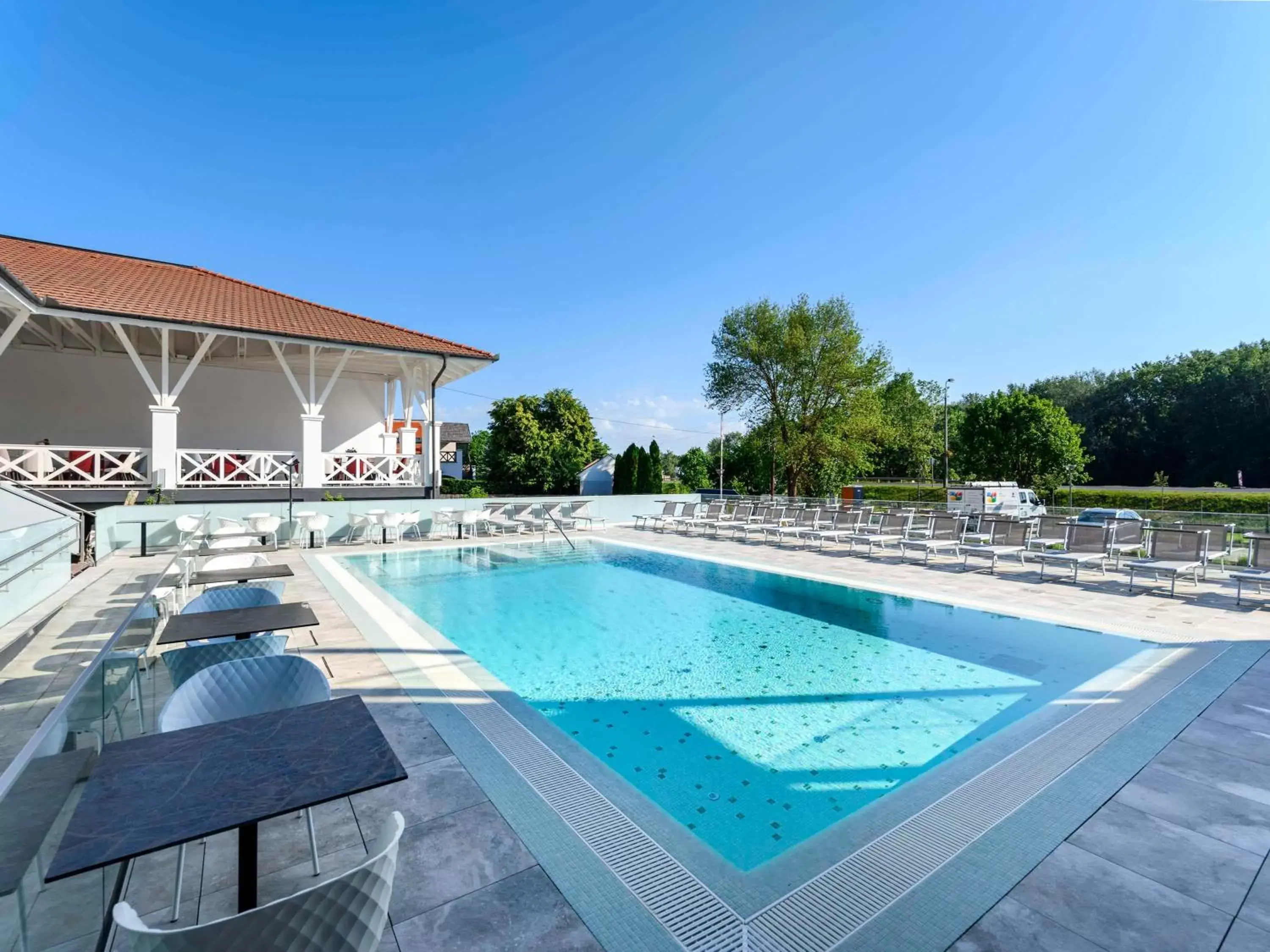 Pool view, Swimming Pool in Mercure Tokaj Center