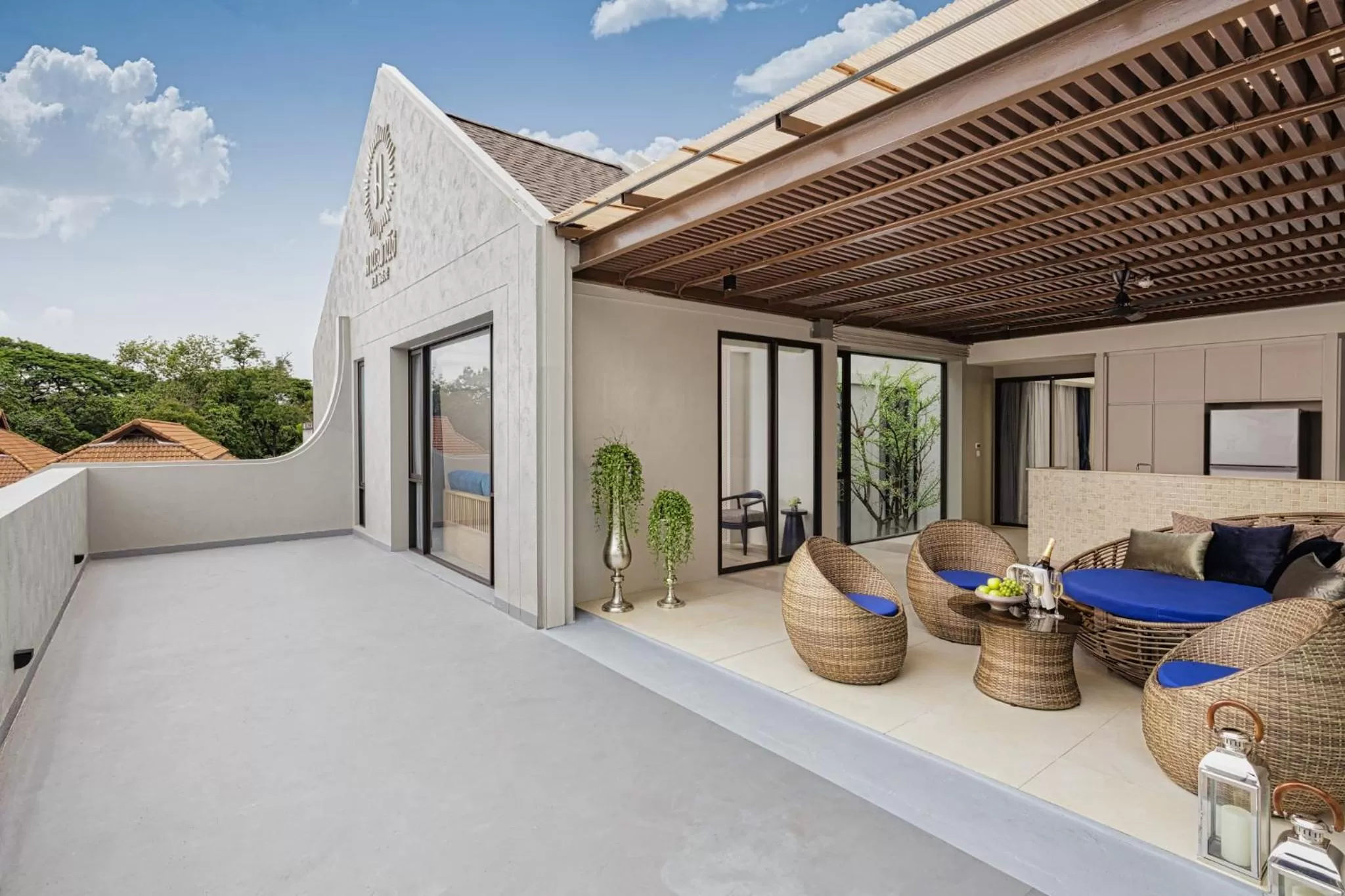 Balcony/Terrace in Maladee Rendezvous Hotel Chiang Mai