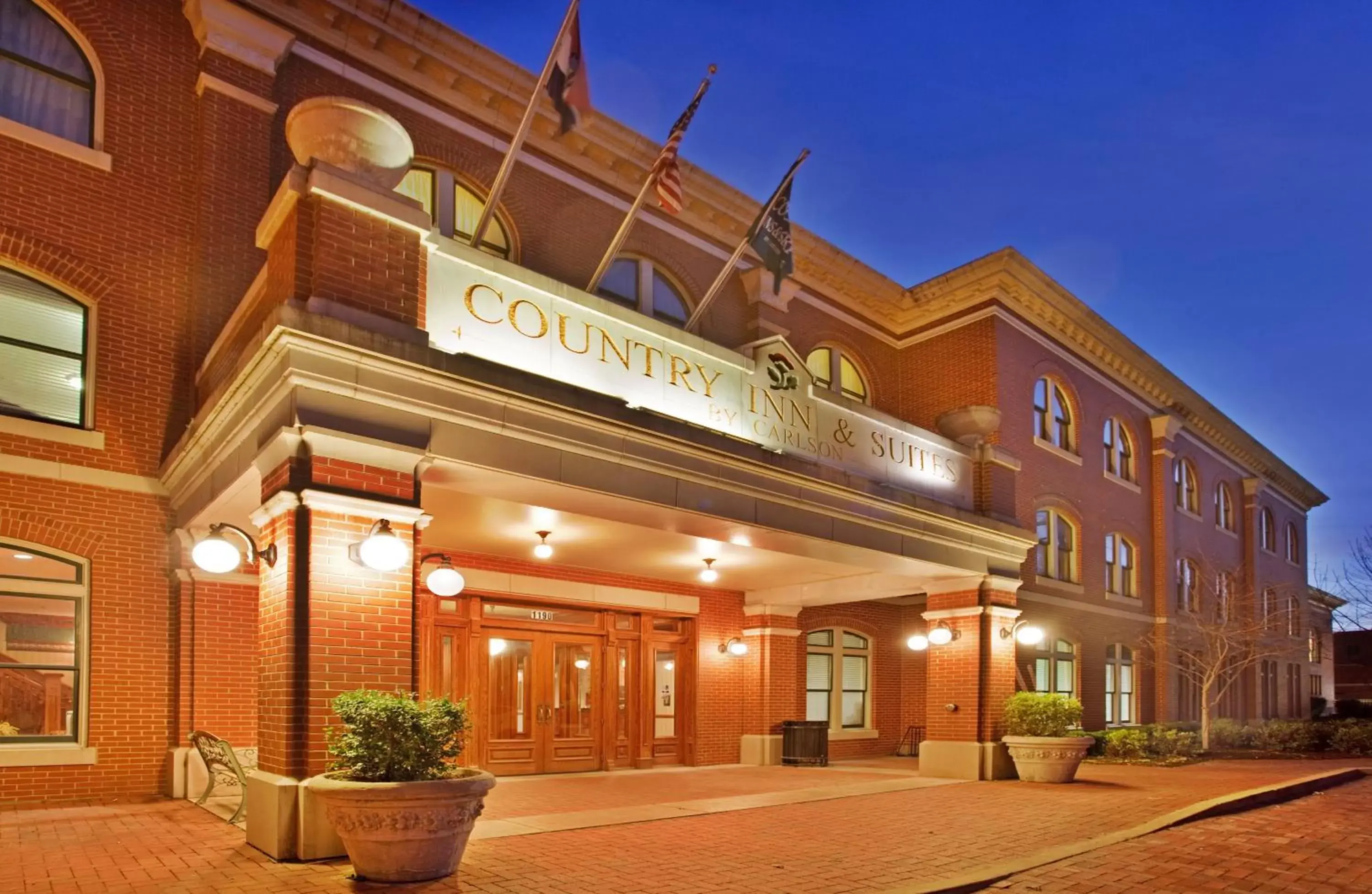 Facade/entrance, Property Building in Country Inn & Suites by Radisson, St. Charles, MO