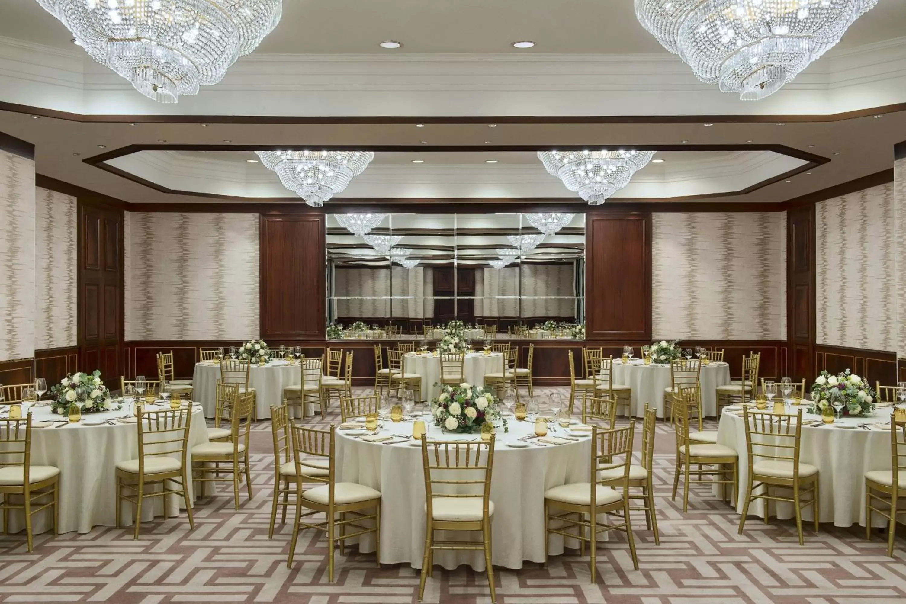 Banquet/Function facilities, Restaurant/Places to Eat in Amman Marriott Hotel