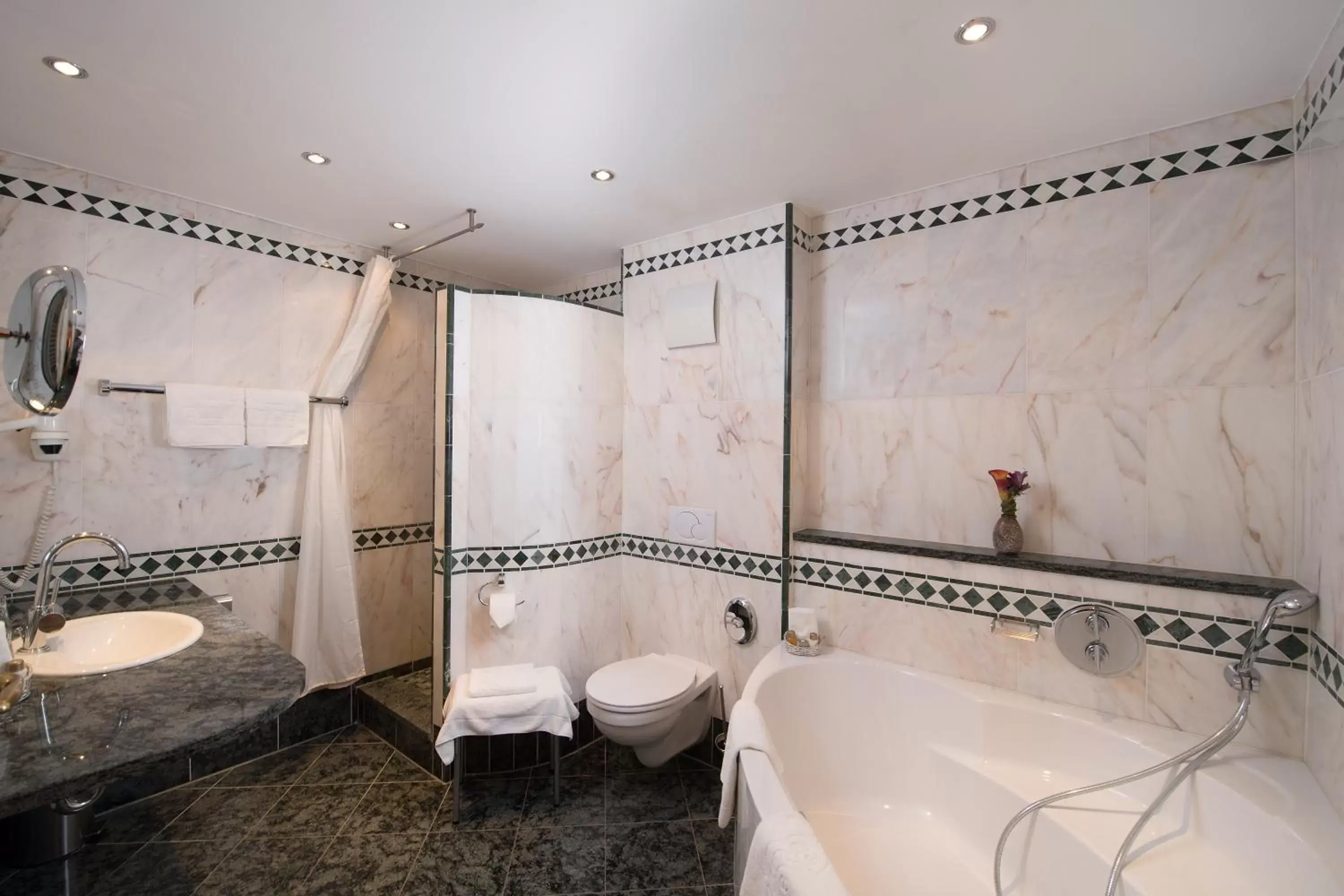 Bathroom in Hotel-Restaurant Erbprinz