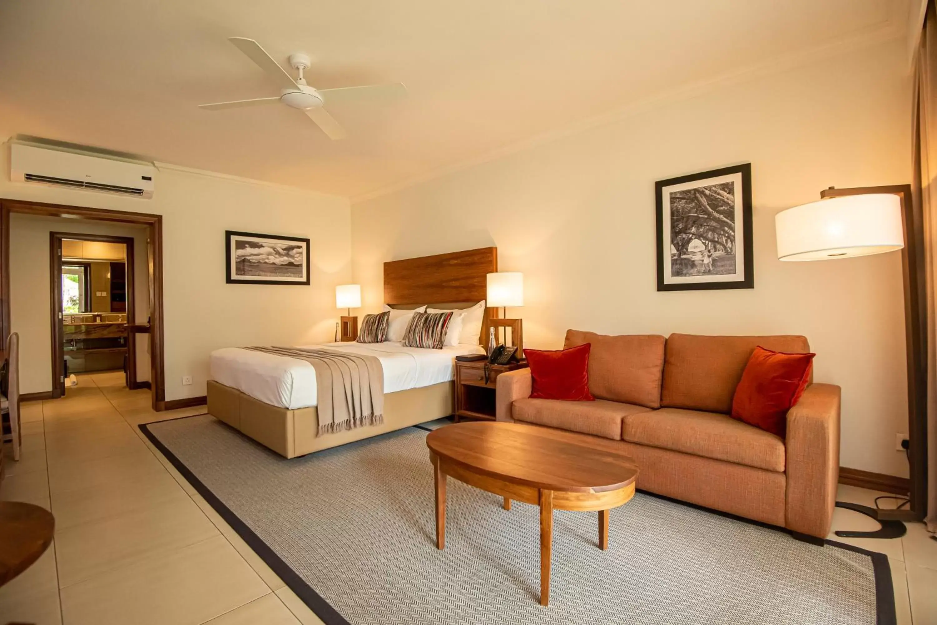 Bedroom, Seating Area in Sands Suites Resort & Spa