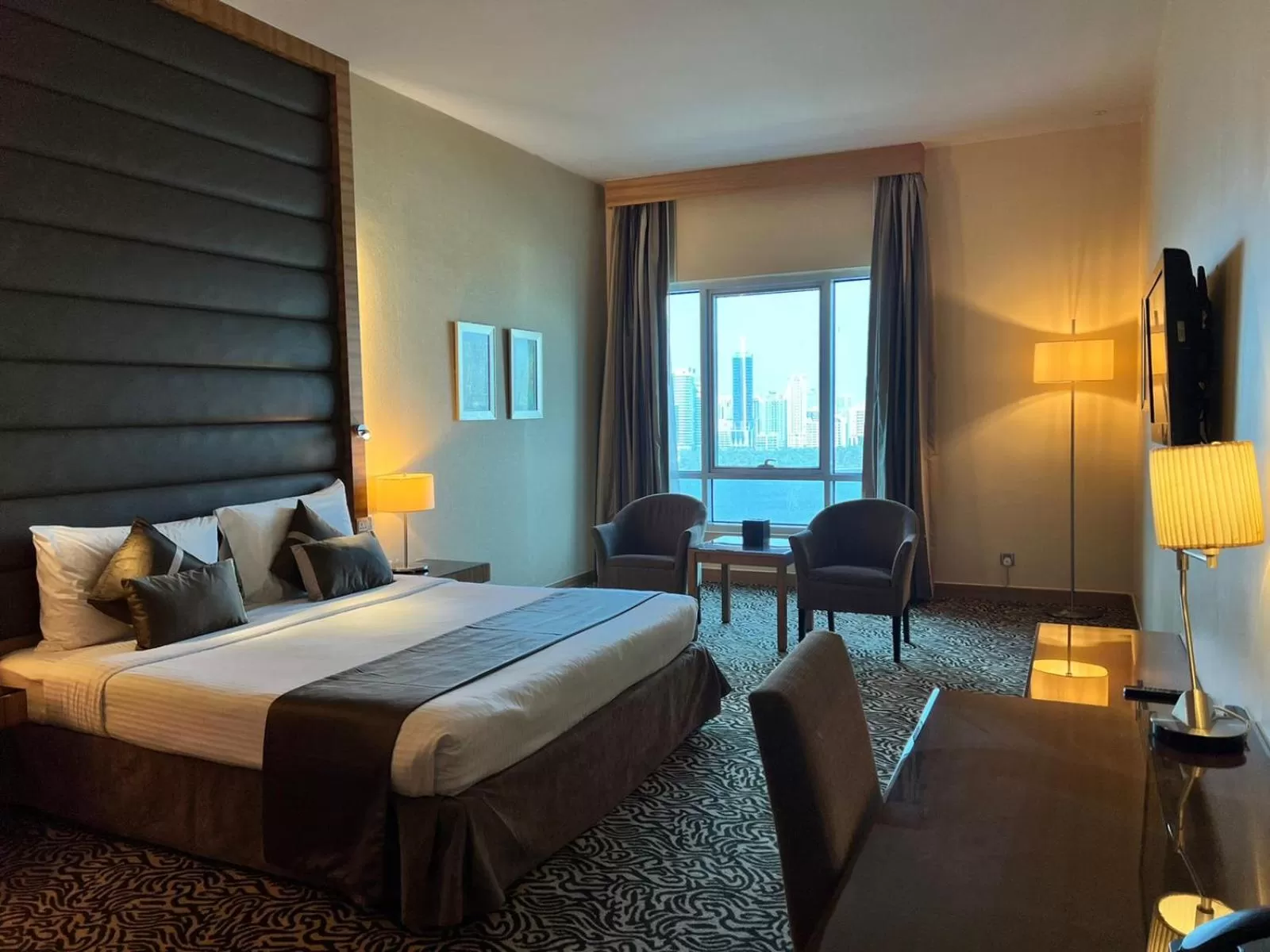 Bedroom, Bed in Copthorne Hotel Sharjah